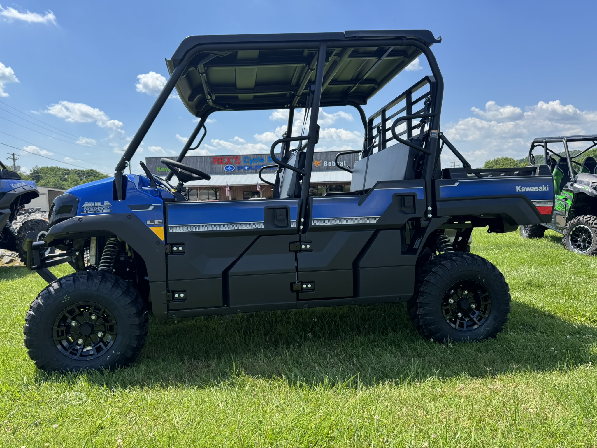 2026 Kawasaki Mule™ PRO-FXT™ 1000 LE - Metallic Sierra Blue