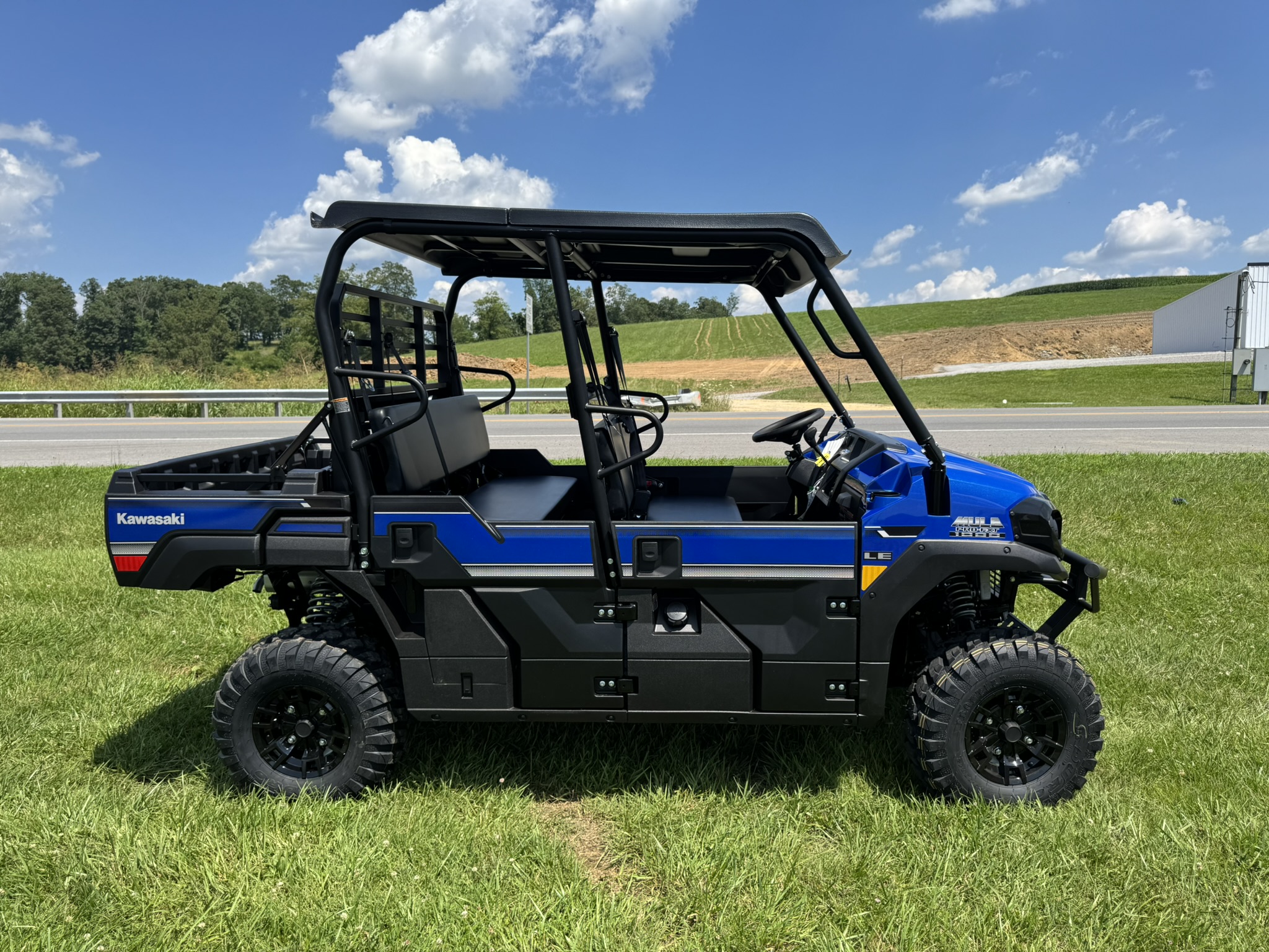2026 Kawasaki Mule™ PRO-FXT™ 1000 LE - Metallic Sierra Blue - Photo 6