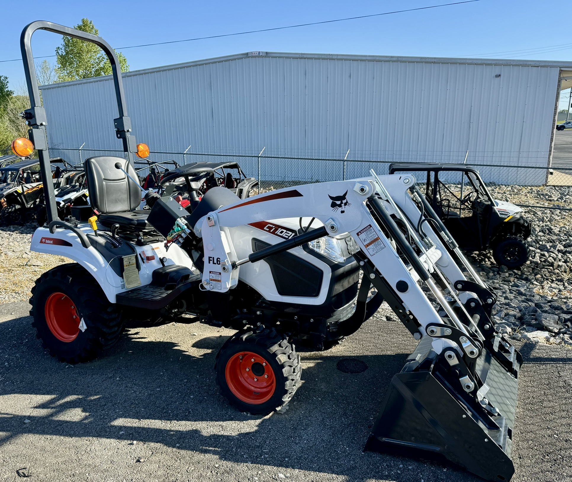 2025 Bobcat CT1021 HST Compact Tractor (cash sale price - loader program / see notes)