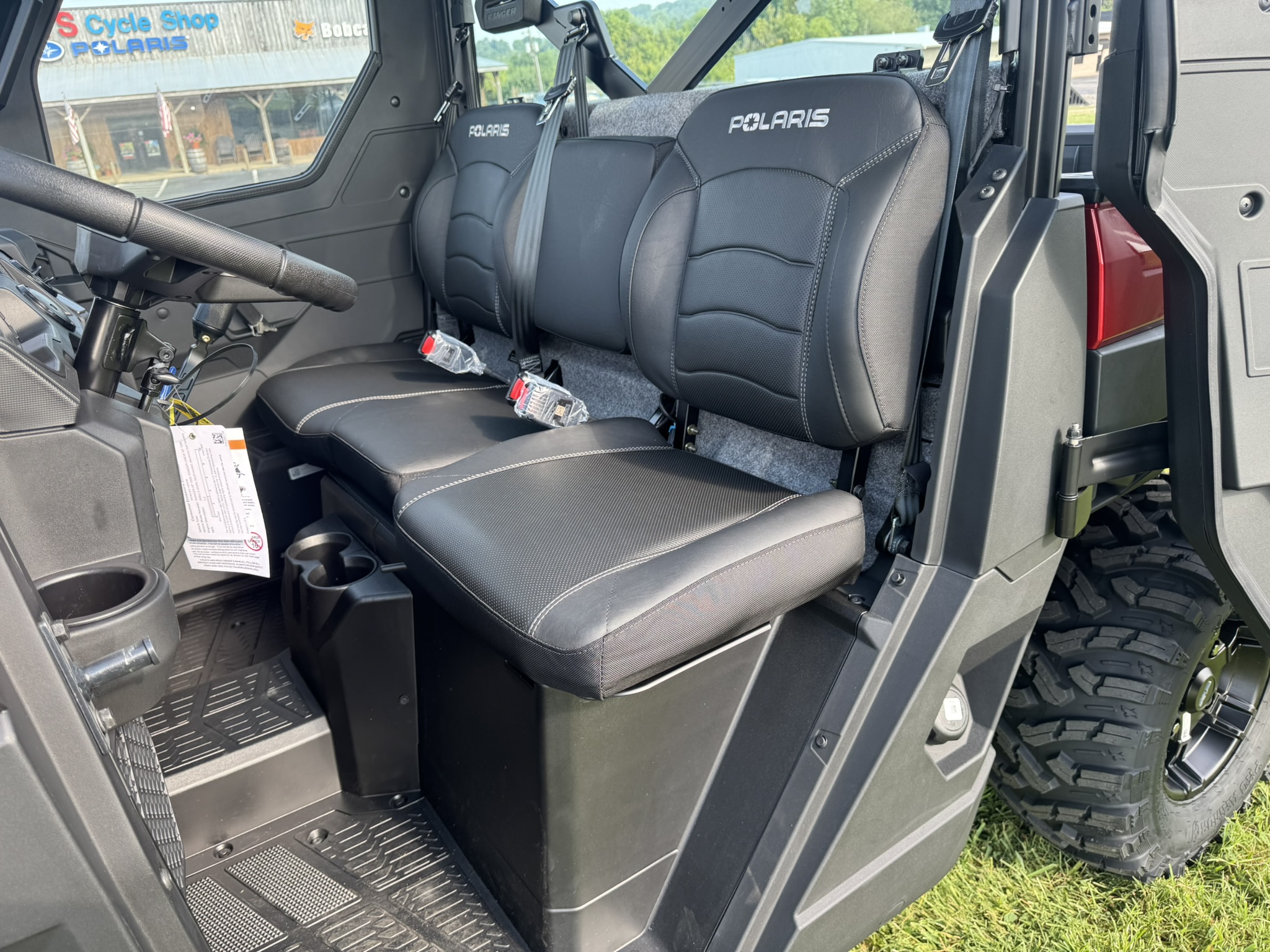 2026 Polaris Ranger XP® 1000 NorthStar Ultimate - SUNSET RED - Photo 11