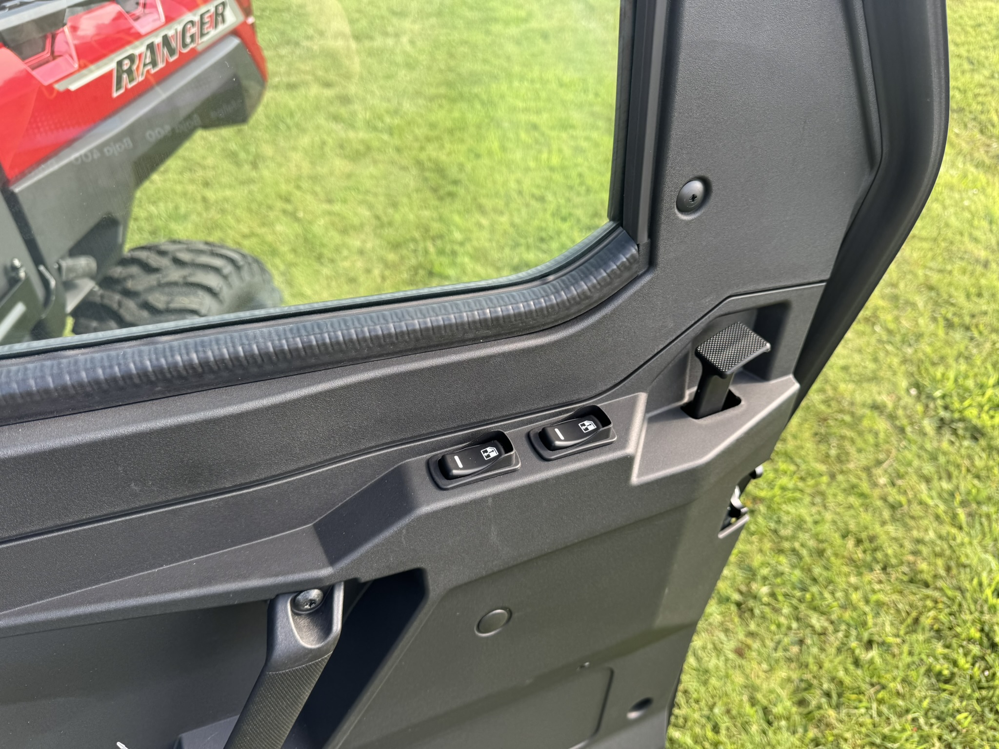 2026 Polaris Ranger® Crew XP 1000 NorthStar Premium - SUNSET RED - Photo 11