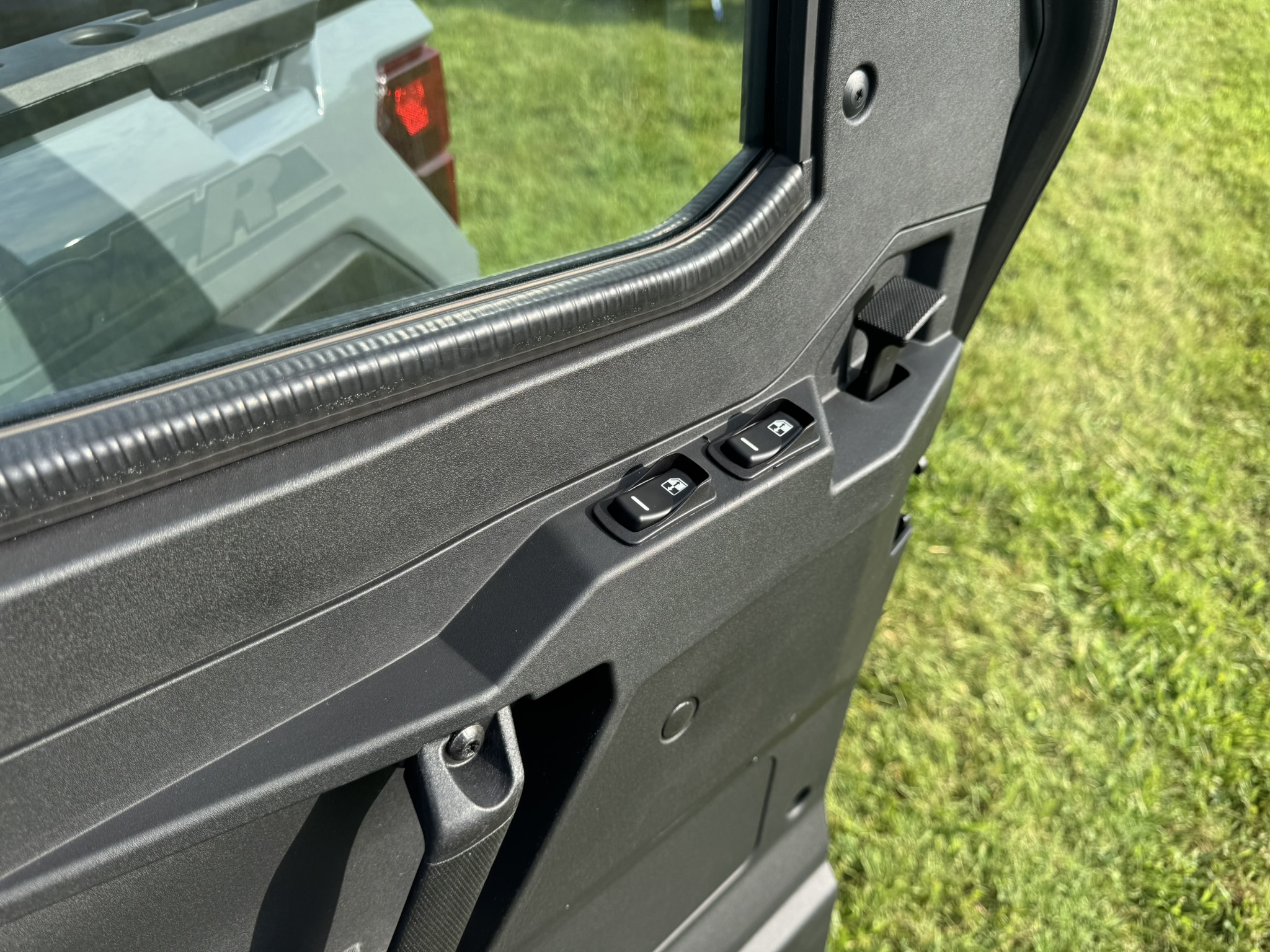 2026 Polaris Ranger XP® 1000 NorthStar Ultimate - Stealth Gray - Photo 12