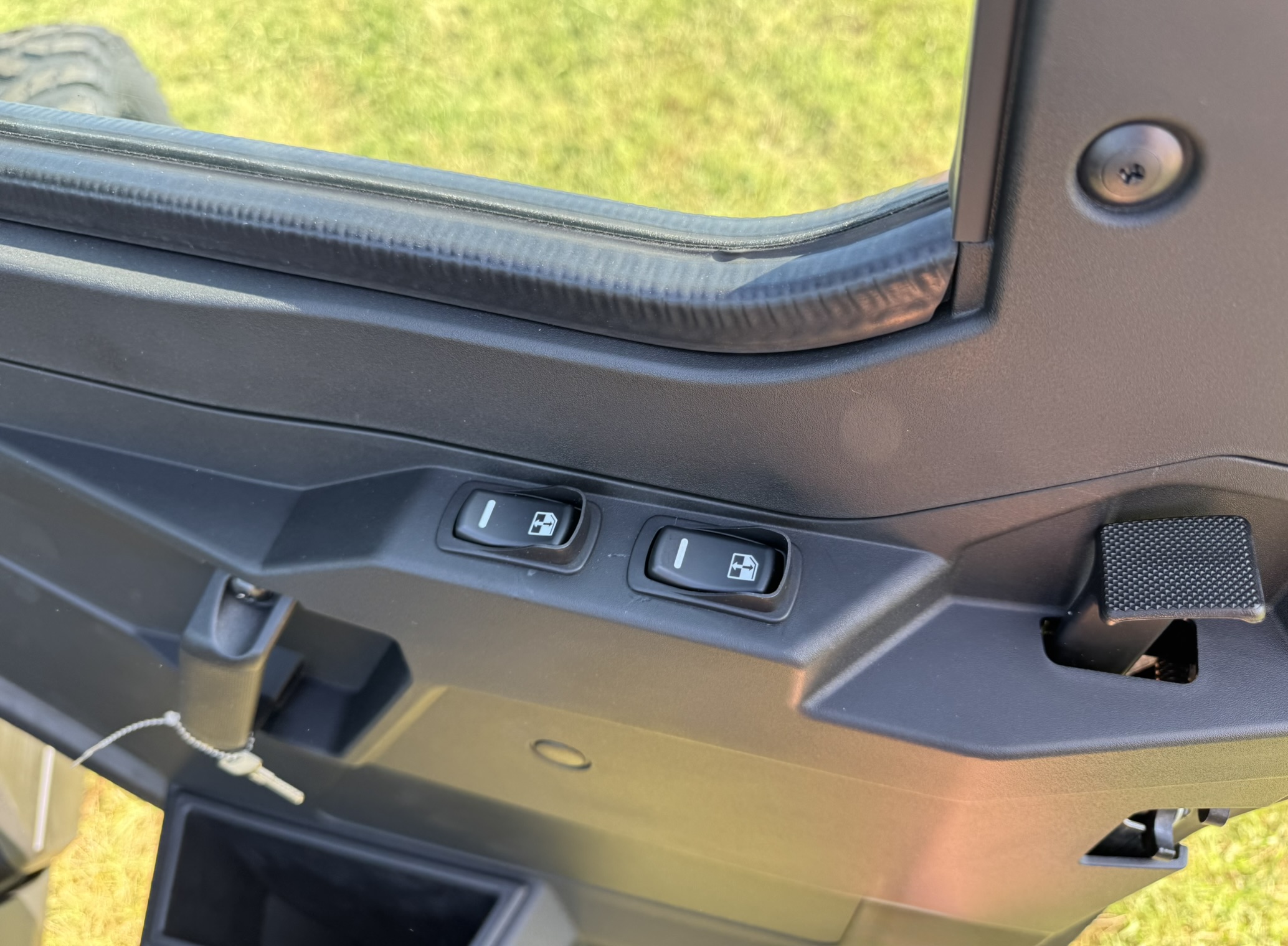 2026 Polaris Ranger® Crew XP 1000 NorthStar Ultimate - Stealth Gray - Photo 14