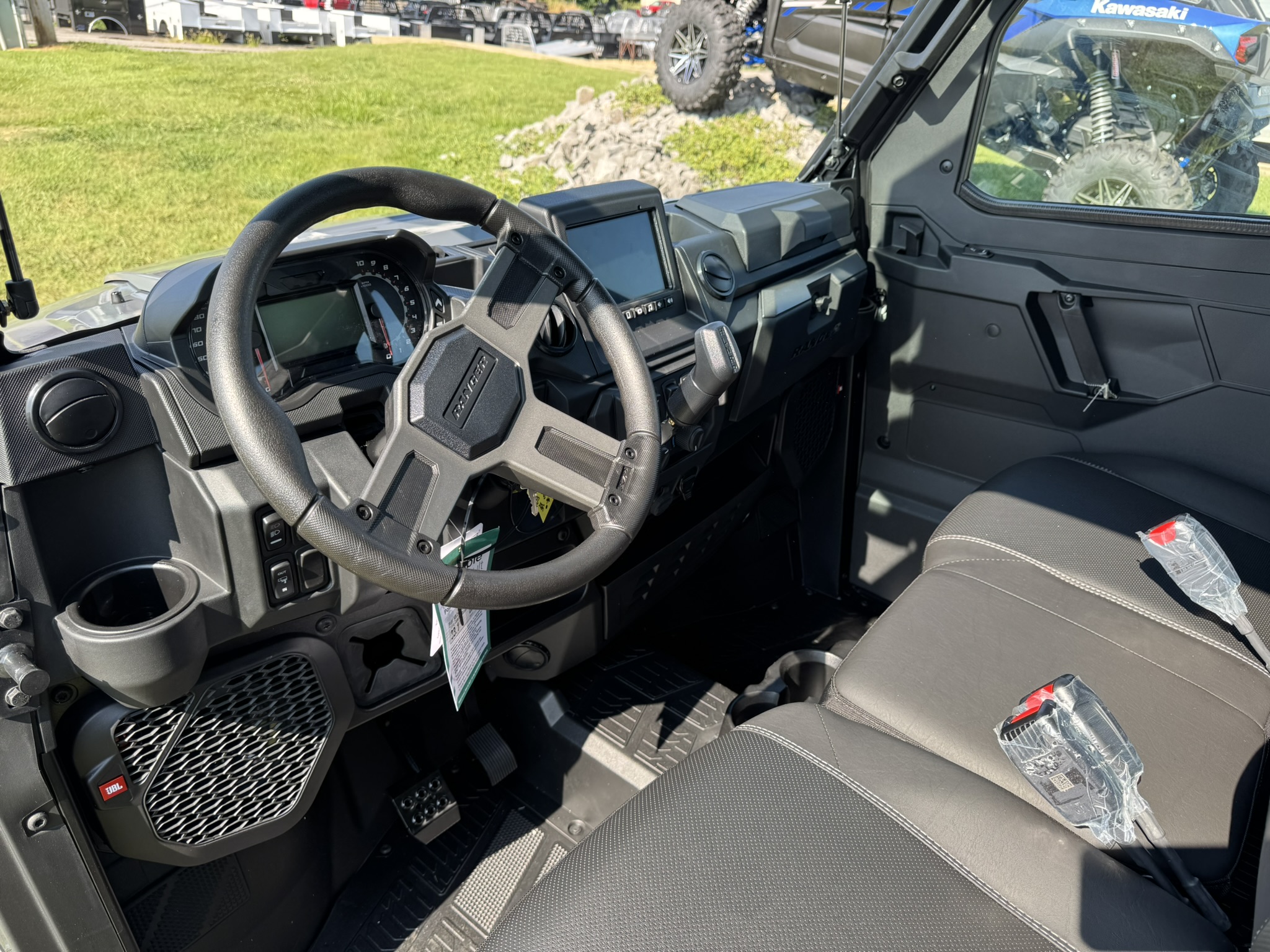 2026 Polaris Ranger® Crew XP 1000 NorthStar Ultimate - Stealth Gray - Photo 16
