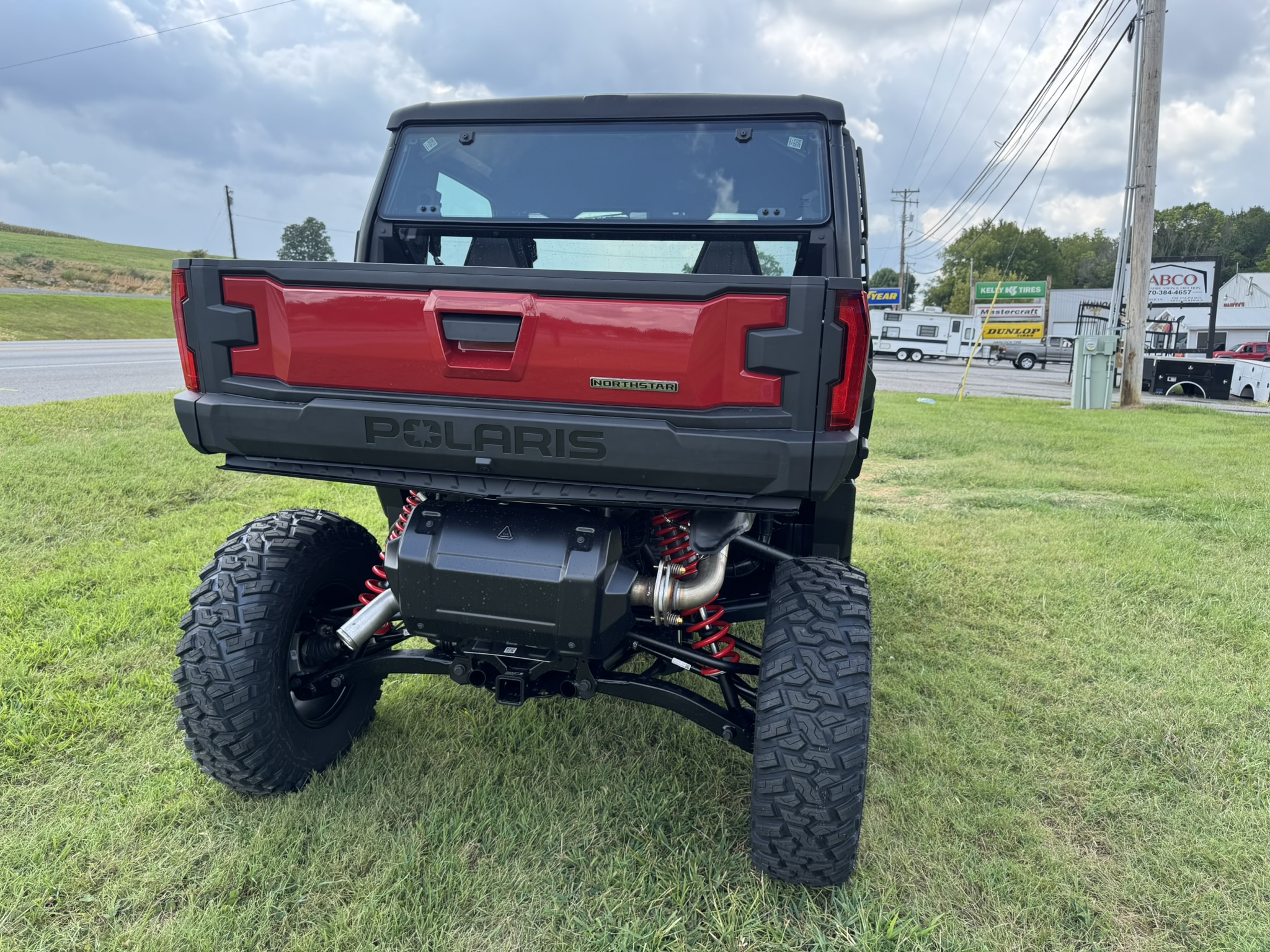 2026 Polaris XPEDITION XP Northstar - Performance Red - Photo 8