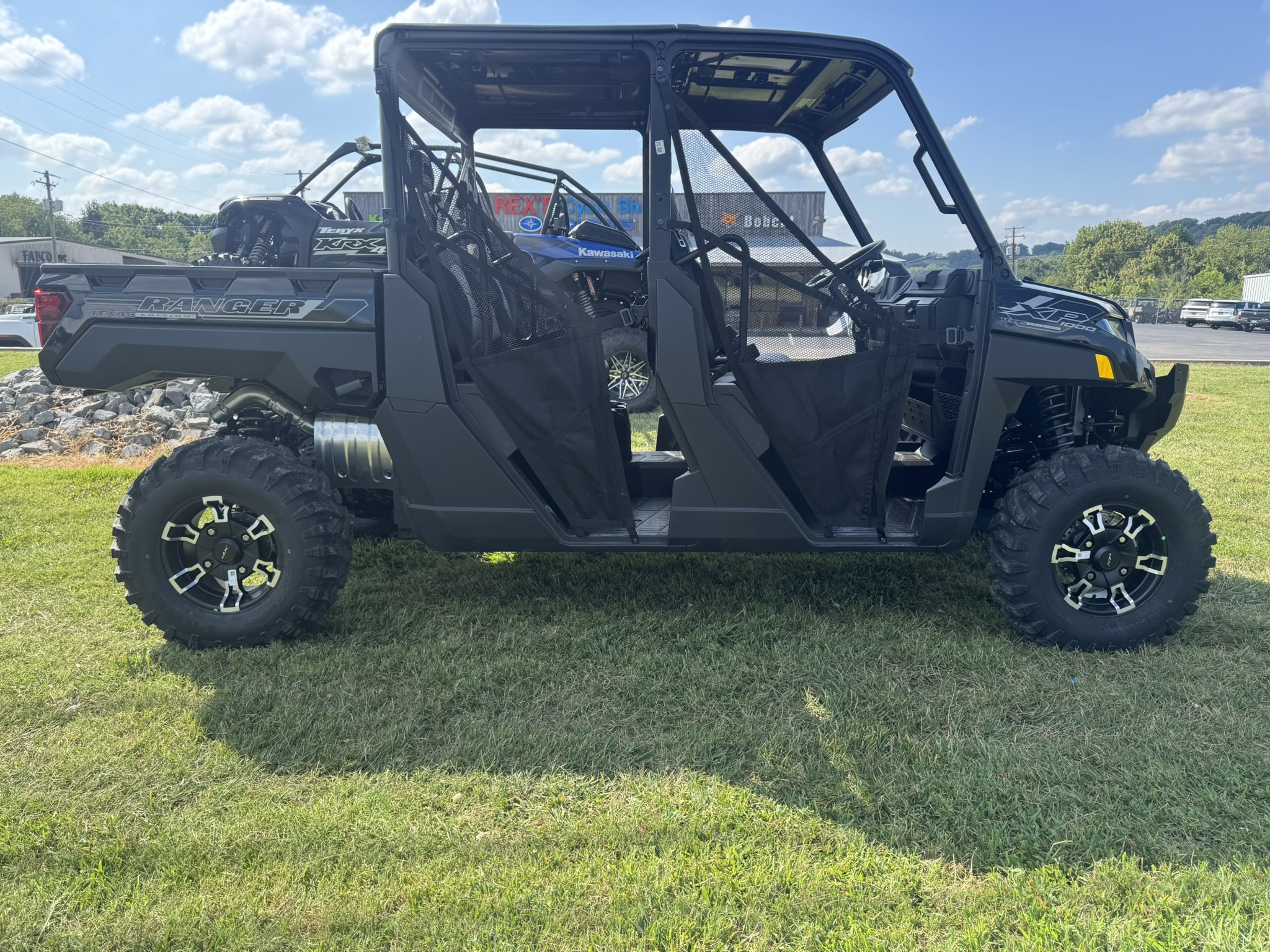 2026 Polaris Ranger® Crew XP 1000 Texas Edition - Black Crystal - Photo 4