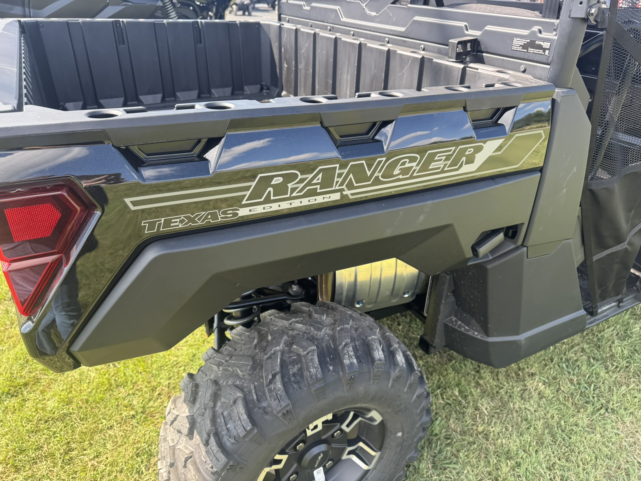 2026 Polaris Ranger® Crew XP 1000 Texas Edition - Black Crystal - Photo 6
