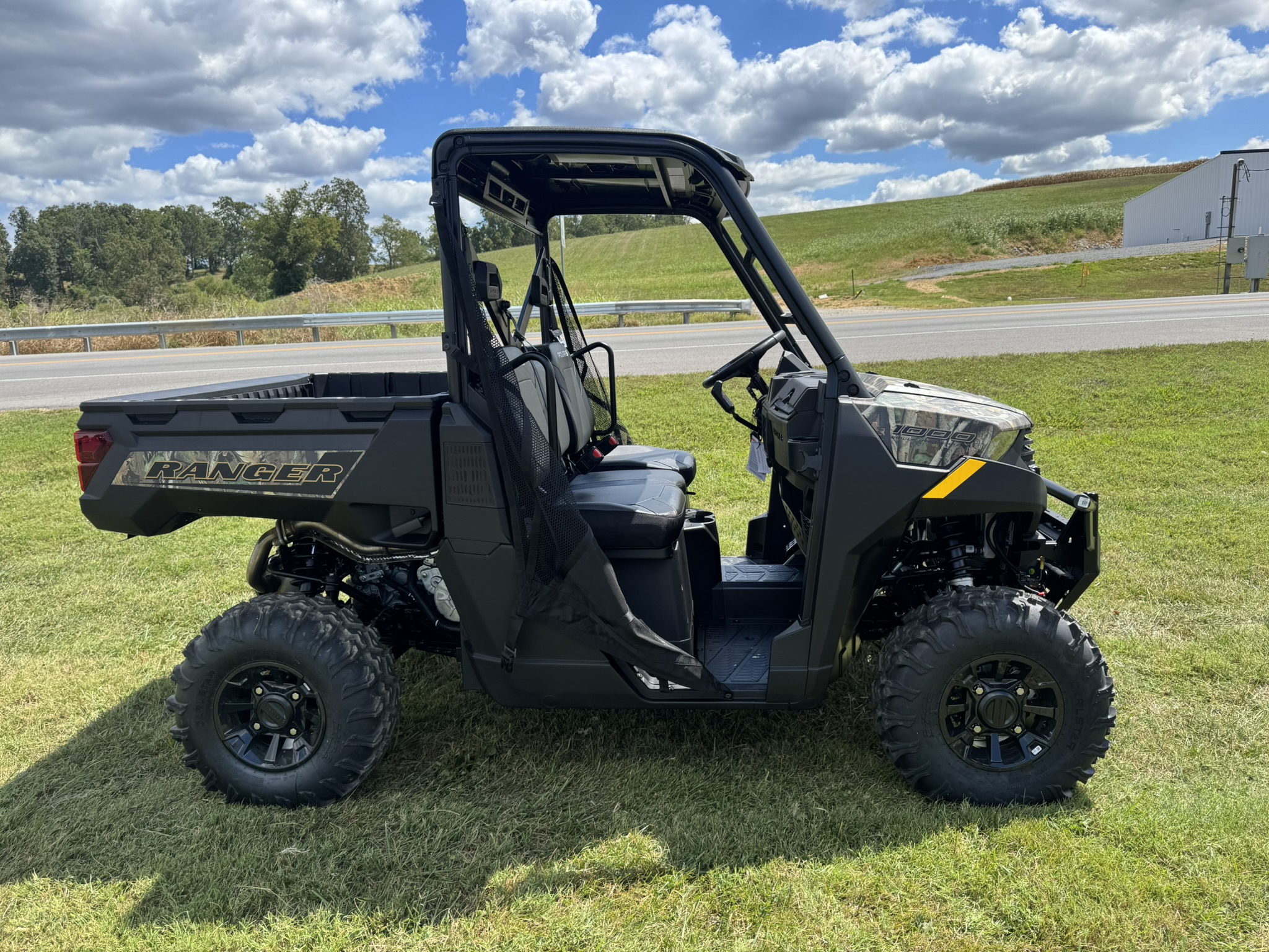 2026 Polaris Ranger® 1000 Premium - Camo - Photo 7