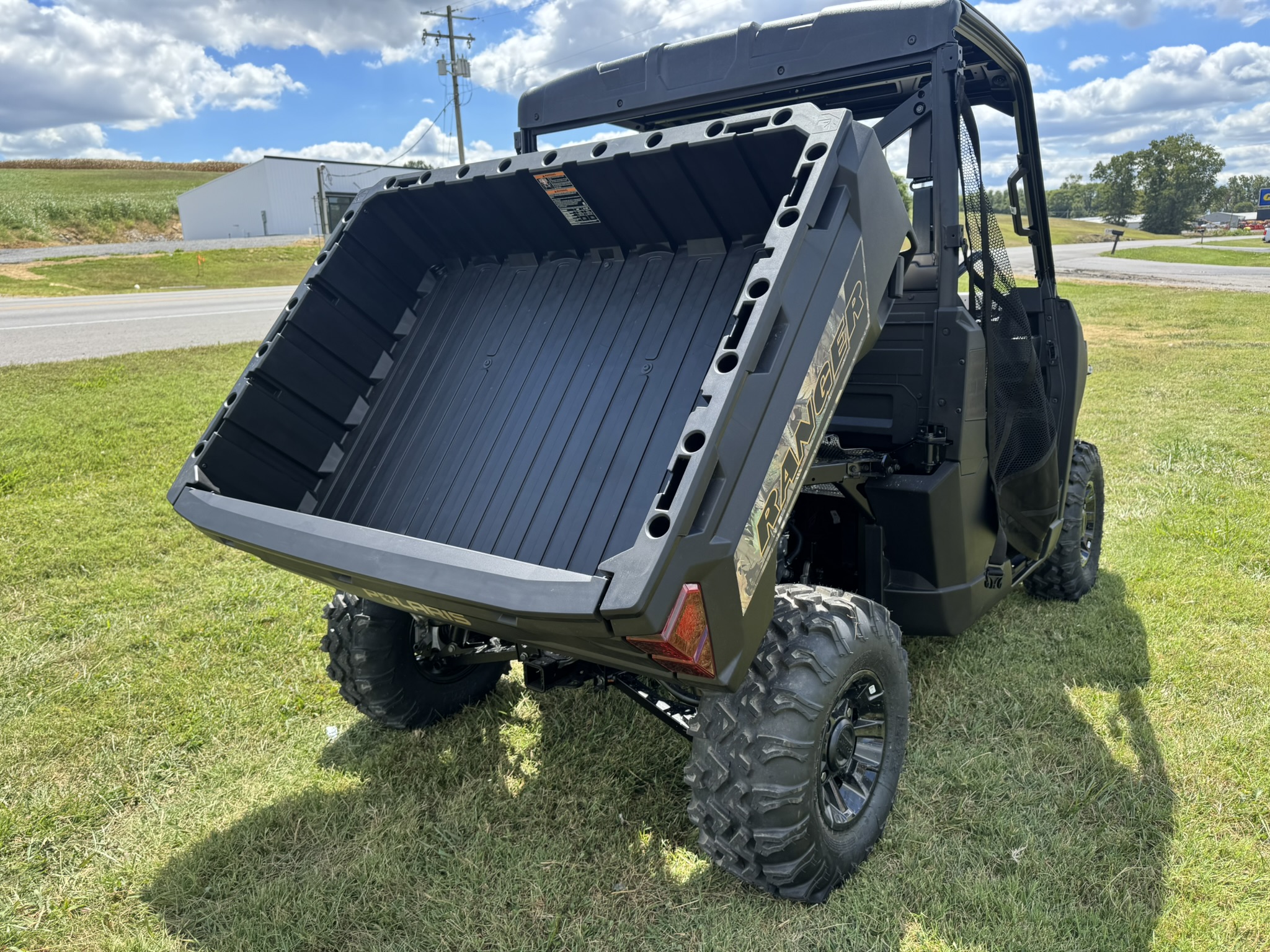 2026 Polaris Ranger® 1000 Premium - Camo - Photo 10
