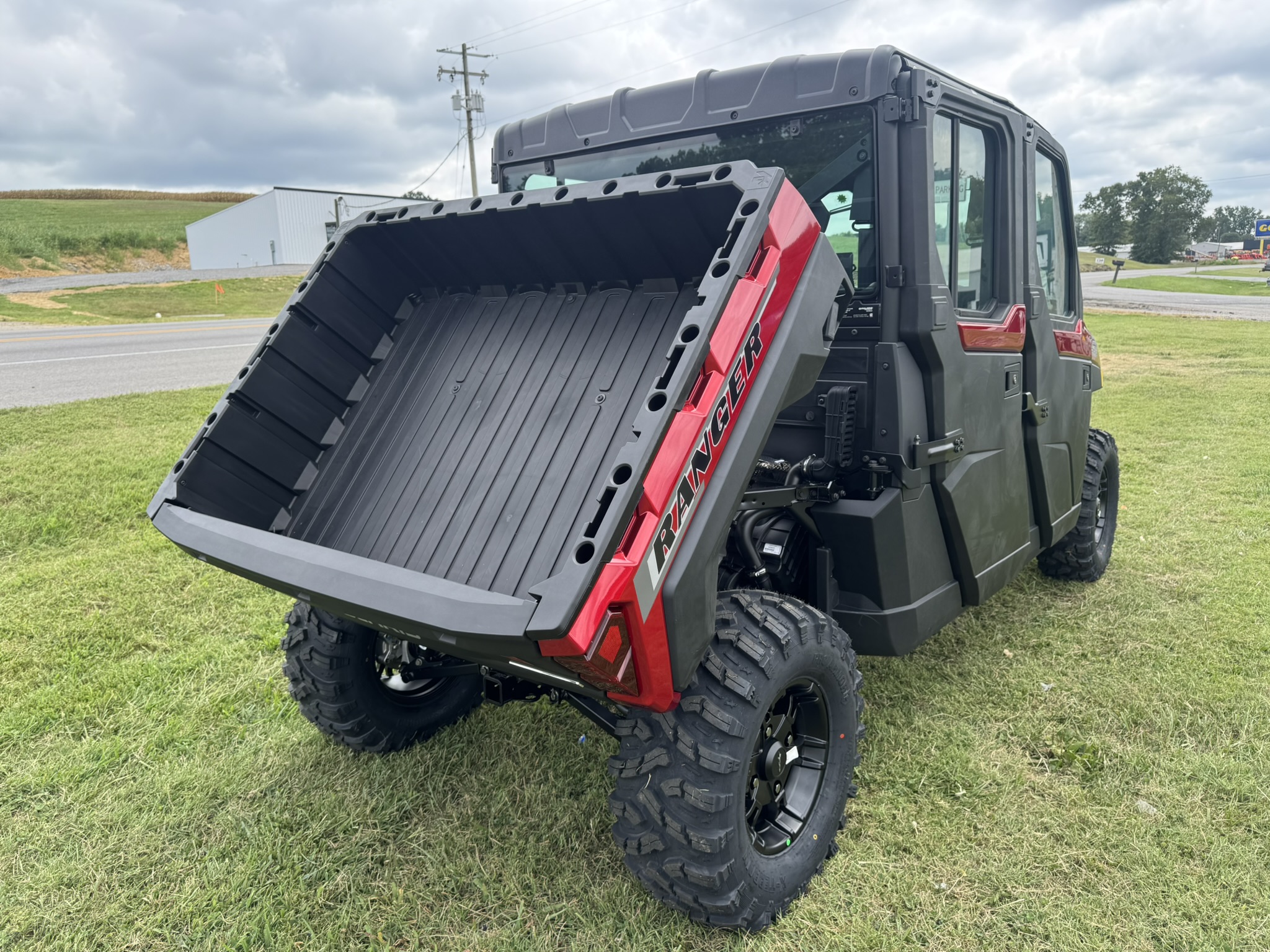 2026 Polaris Ranger® Crew XP 1000 NorthStar Ultimate - Sunset Red - Photo 9