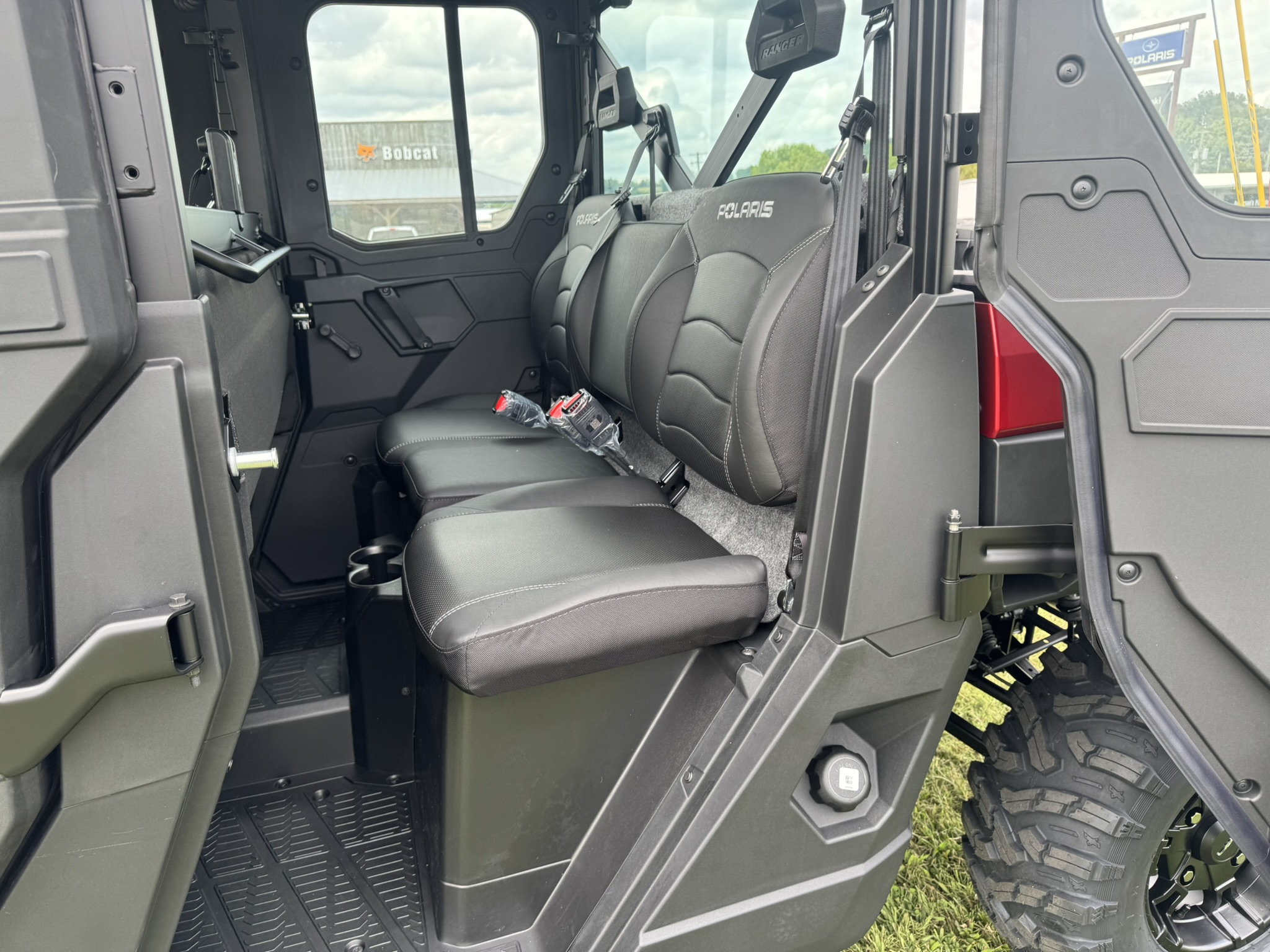 2026 Polaris Ranger® Crew XP 1000 NorthStar Ultimate - Sunset Red - Photo 17