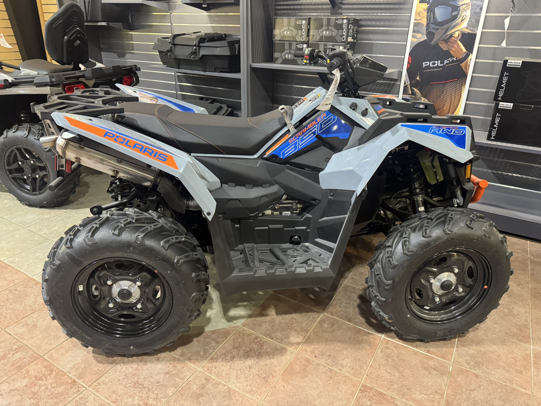 2025 Polaris Scrambler® 850 - Storm Gray / Radar Blue - Photo 10