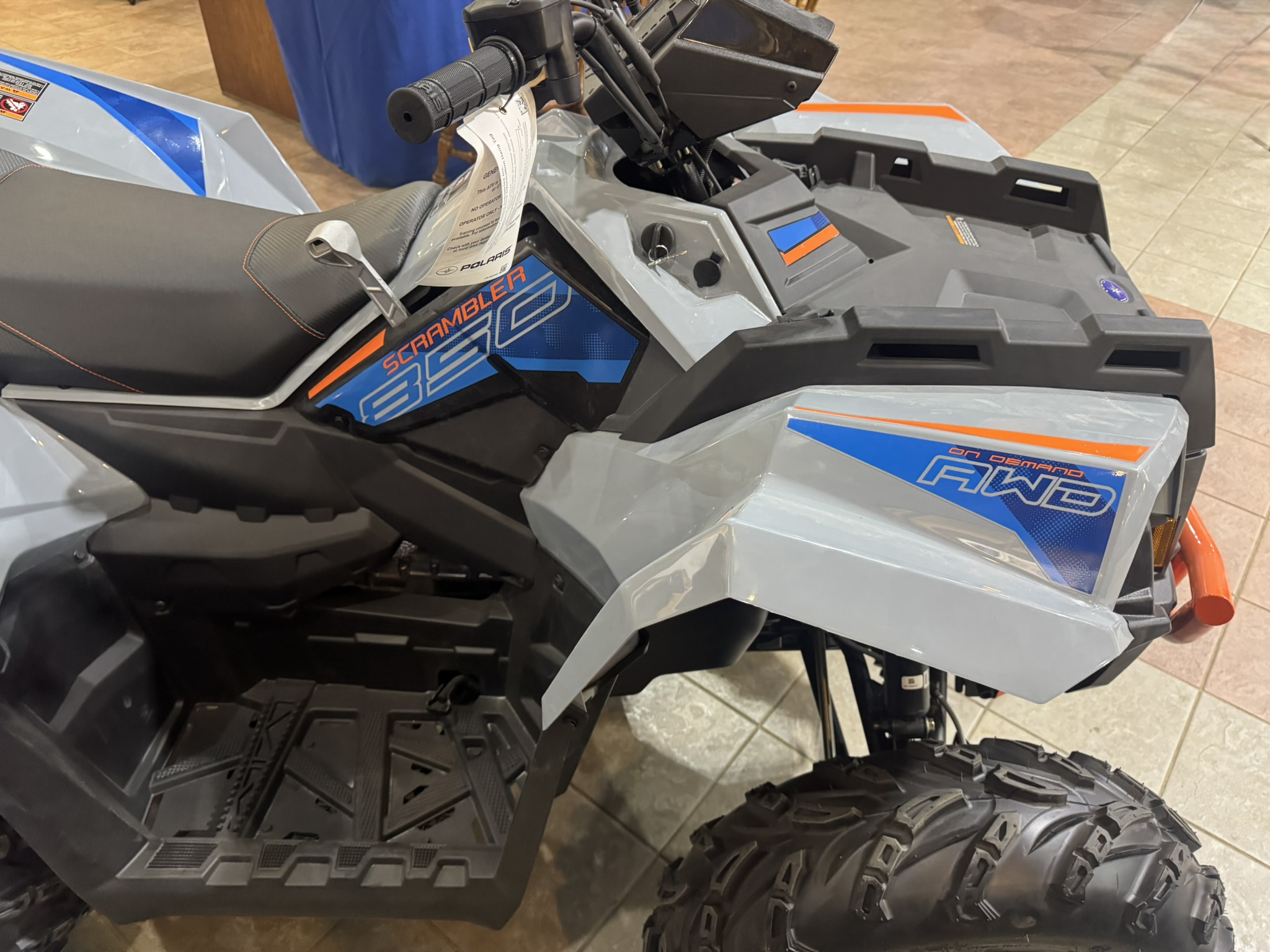 2025 Polaris Scrambler® 850 - Storm Gray / Radar Blue - Photo 16