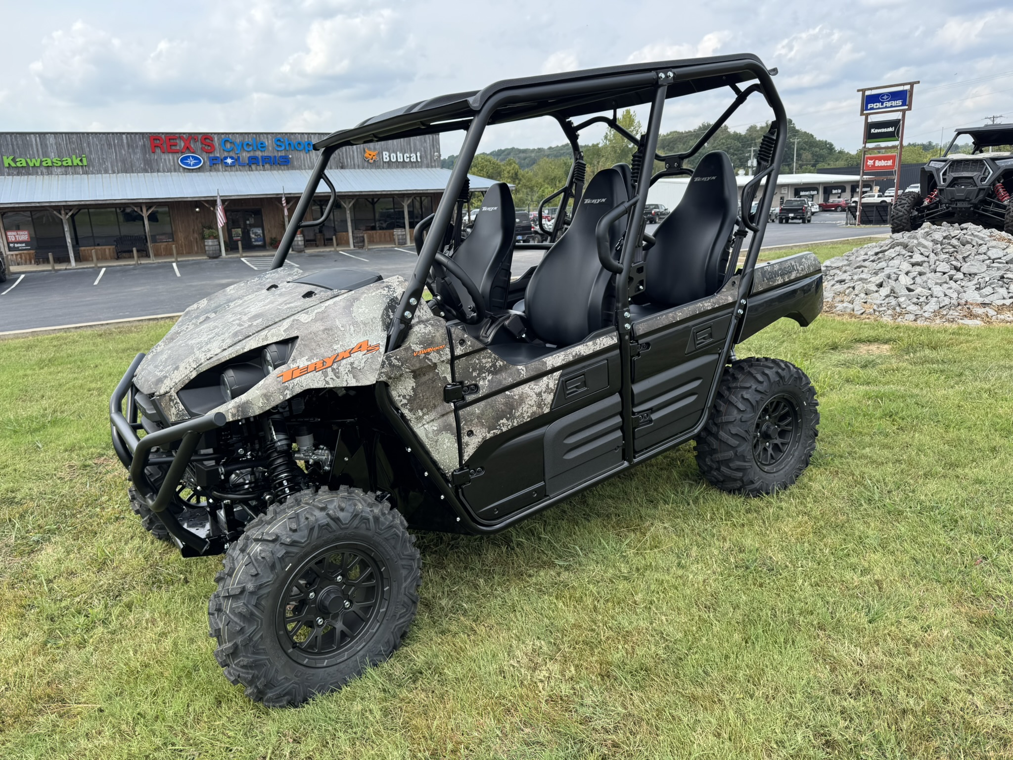 2025 Kawasaki Teryx4™ S Camo