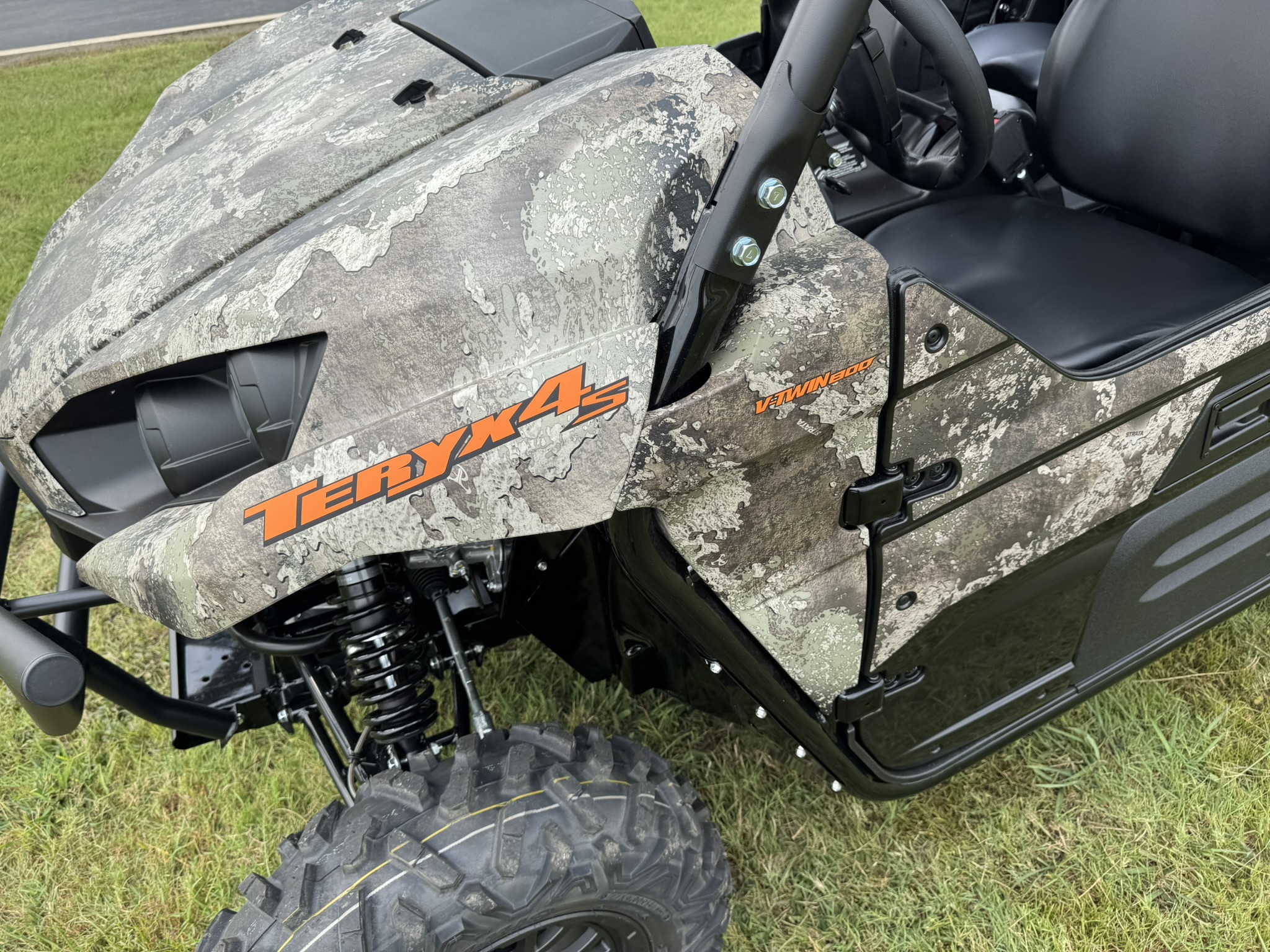 2025 Kawasaki Teryx4™ S Camo - Photo 3