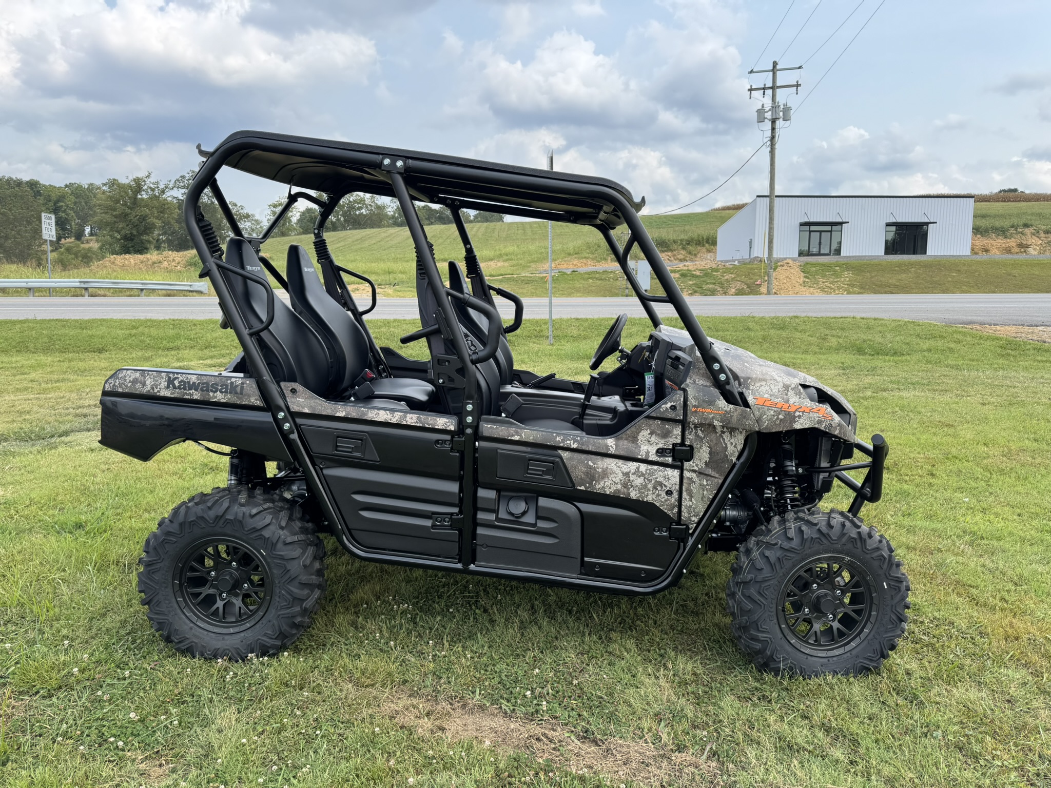 2025 Kawasaki Teryx4™ S Camo - Photo 5