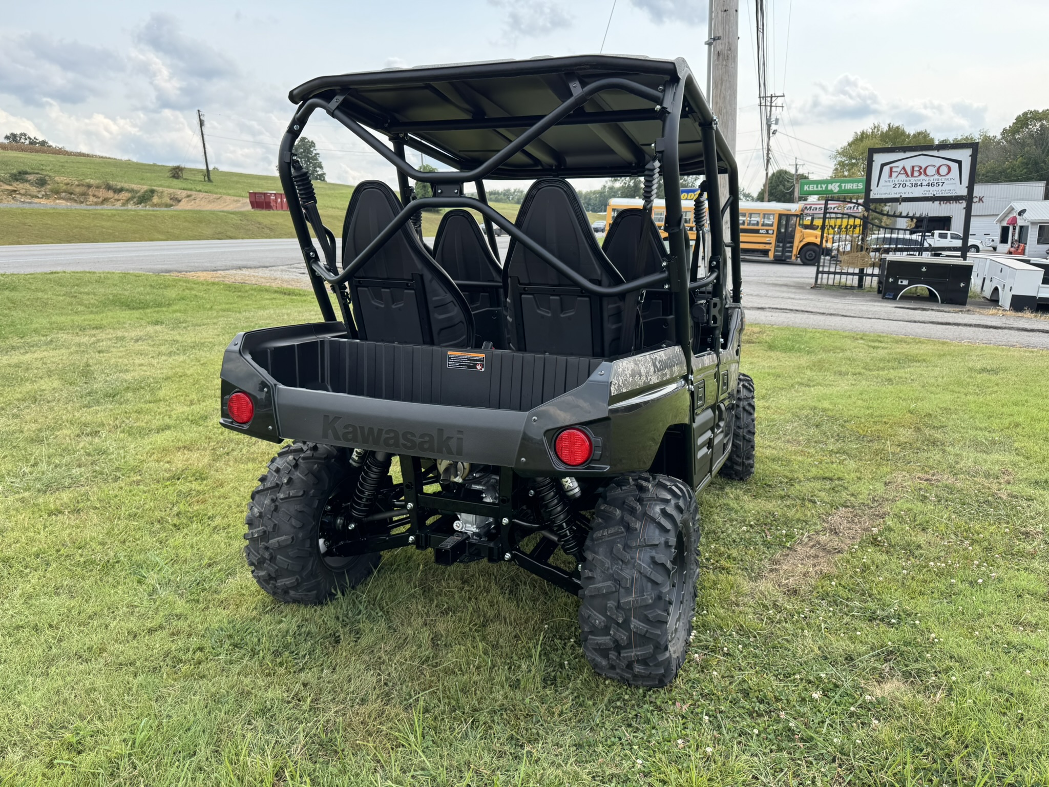 2025 Kawasaki Teryx4™ S Camo - Photo 6