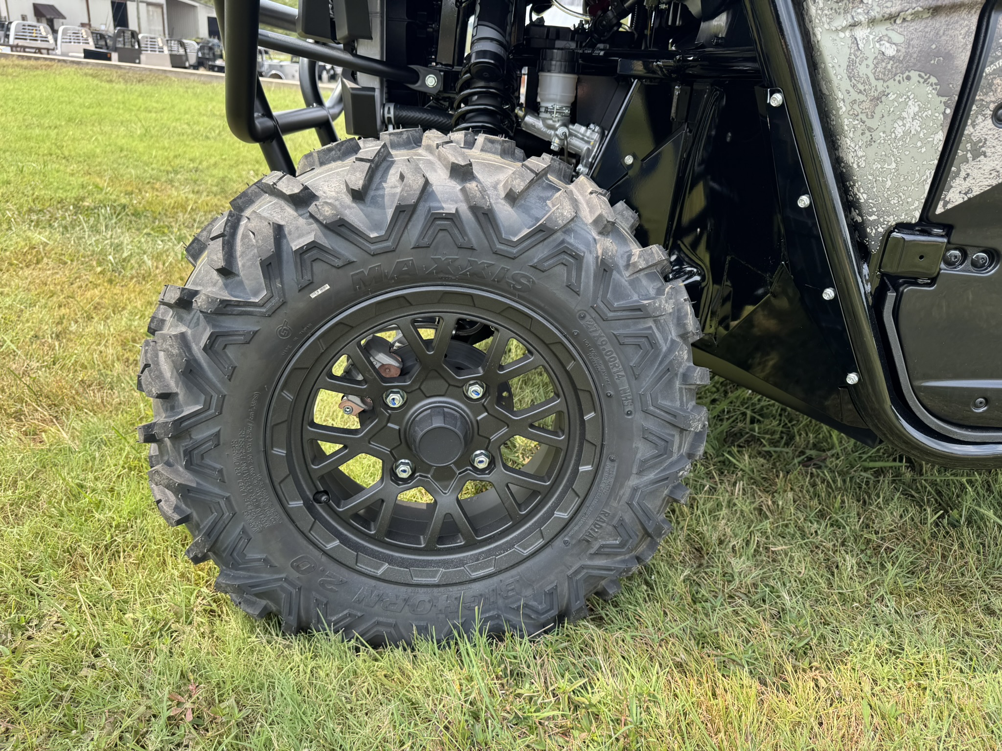 2025 Kawasaki Teryx4™ S Camo - Photo 14
