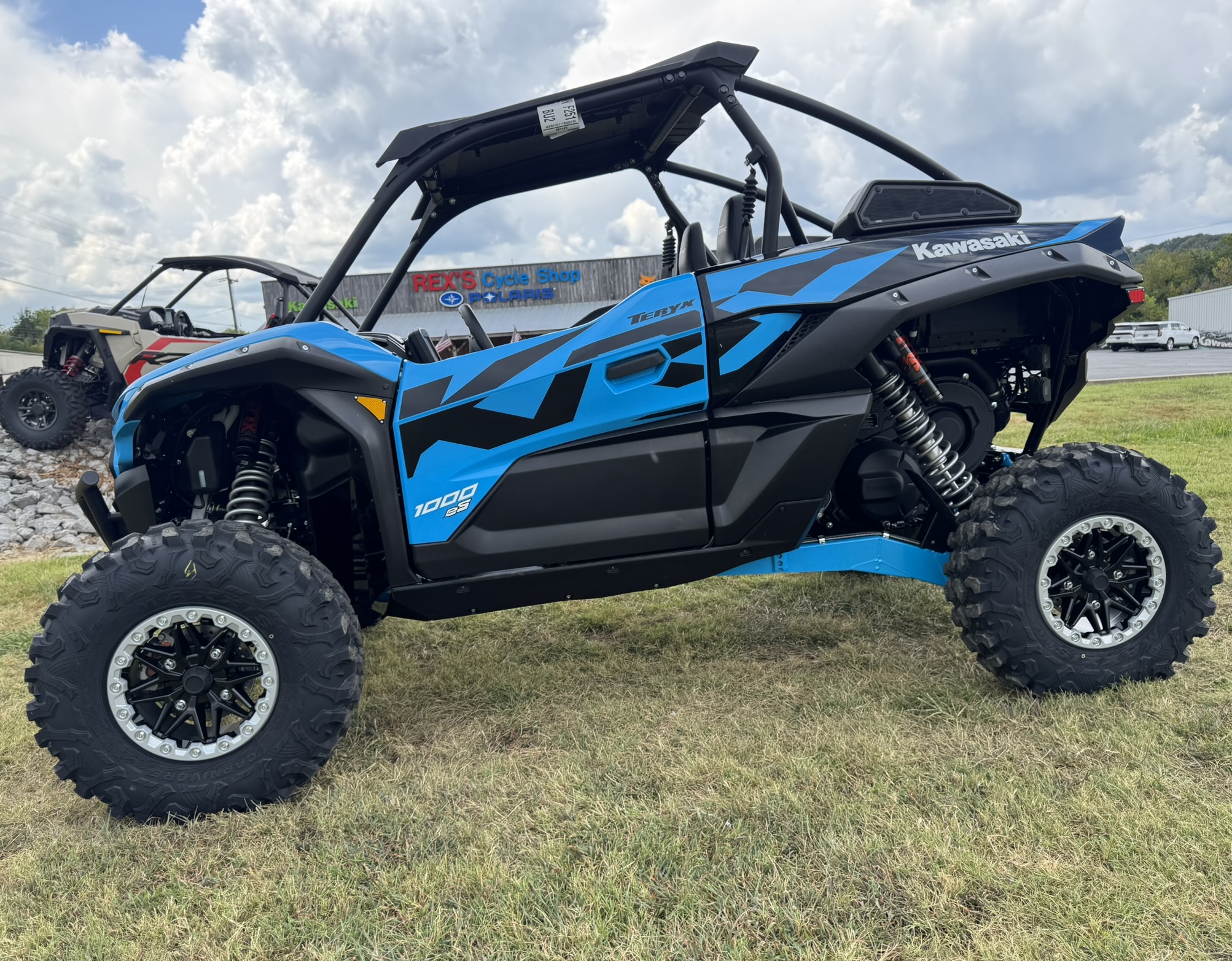 2026 Kawasaki Teryx® KRX™ 1000 eS - Sky Blue / Super Black