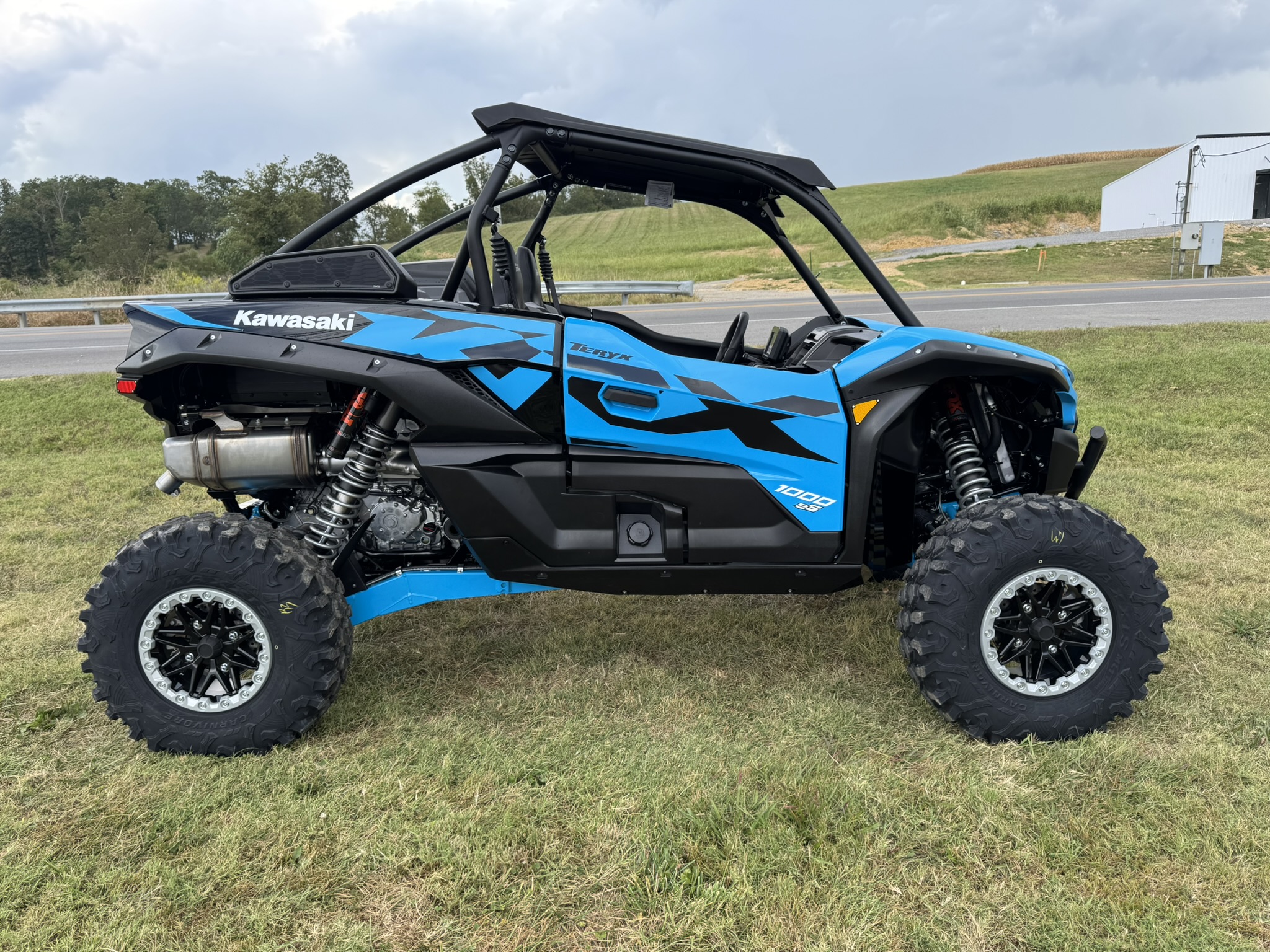 2026 Kawasaki Teryx® KRX™ 1000 eS - Sky Blue / Super Black - Photo 4