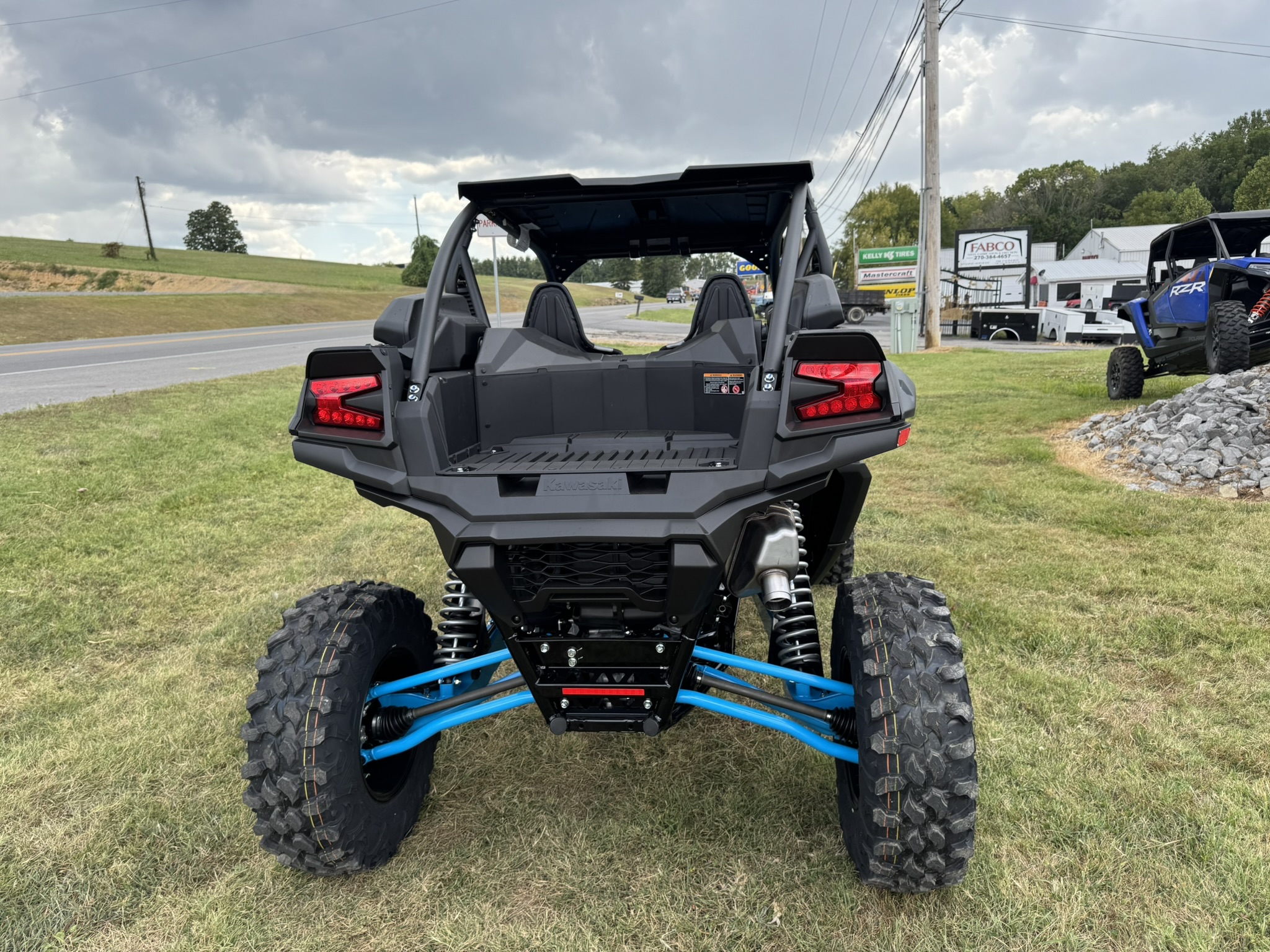 2026 Kawasaki Teryx® KRX™ 1000 eS - Sky Blue / Super Black - Photo 6