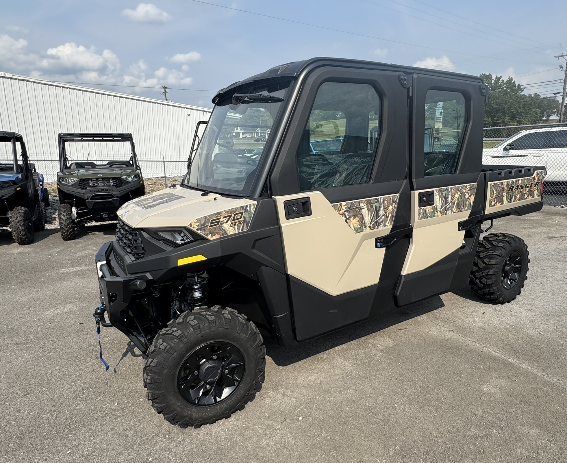 2025 Polaris Ranger® Crew SP 570-4 NorthStar (HEAT ONLY) - Sand Dune w/Camo - Photo 2