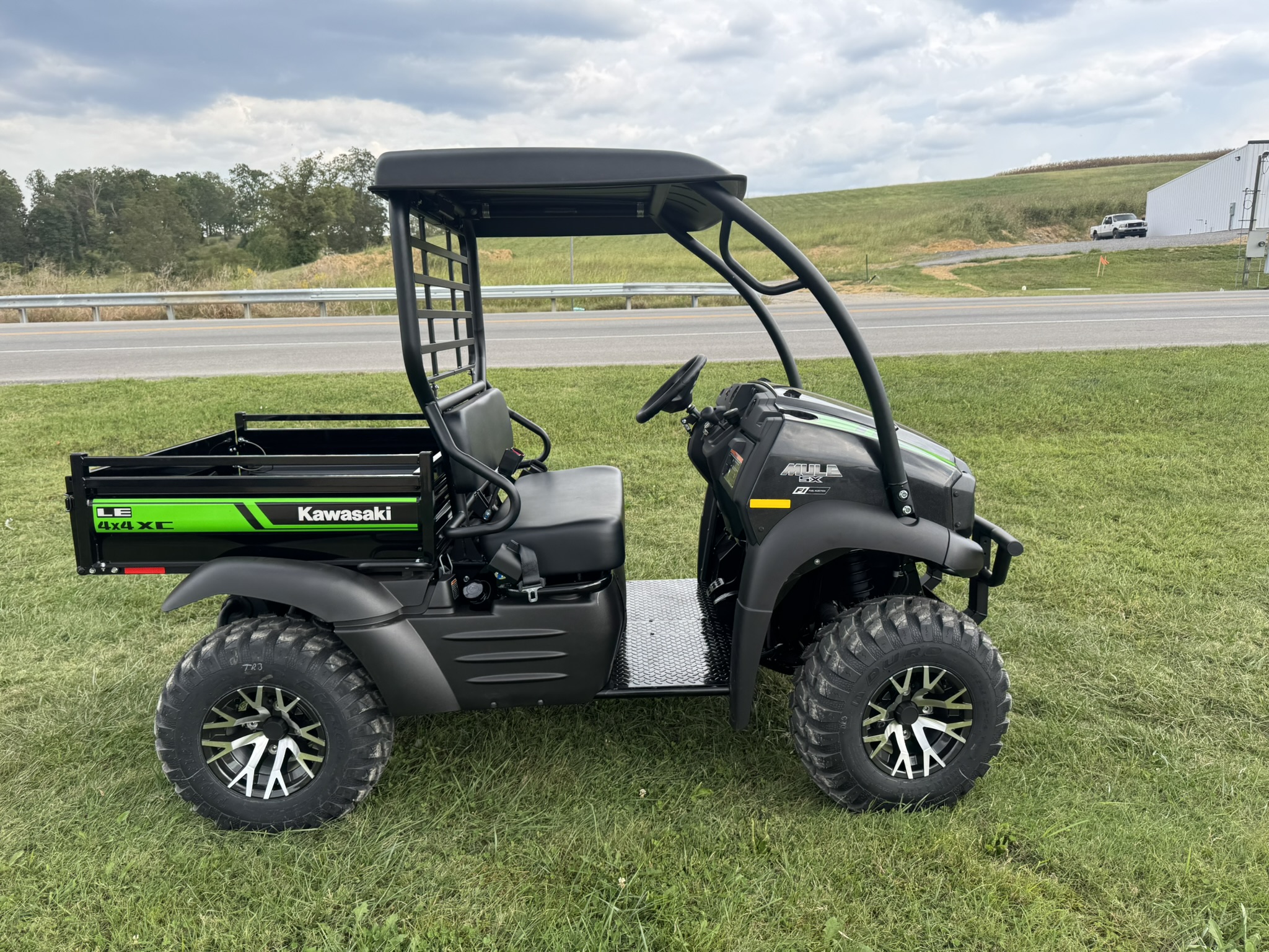 2026 Kawasaki Mule SX™ 4x4 XC LE - Metallic Onyx Black - Photo 6