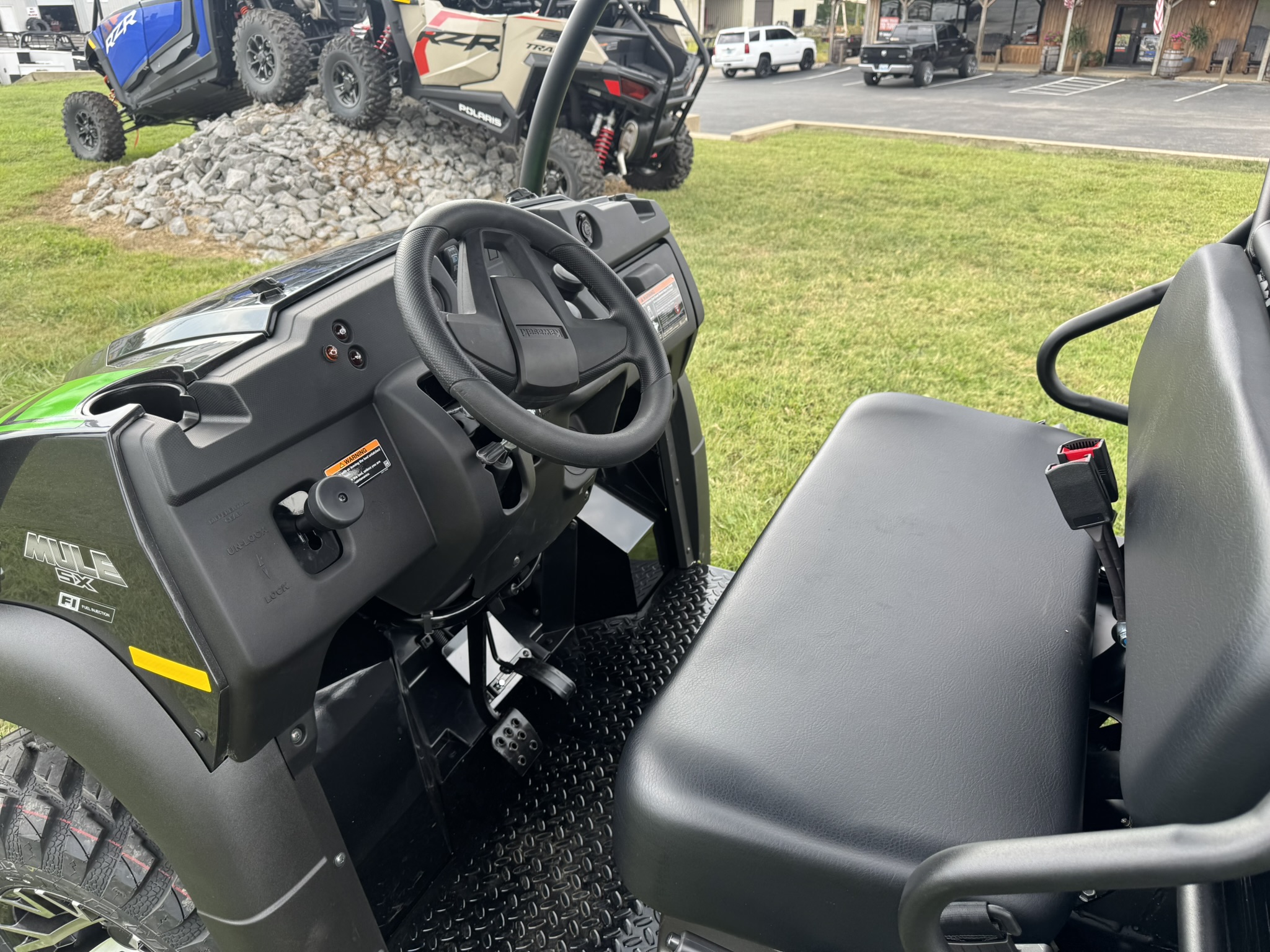 2026 Kawasaki Mule SX™ 4x4 XC LE - Metallic Onyx Black - Photo 10