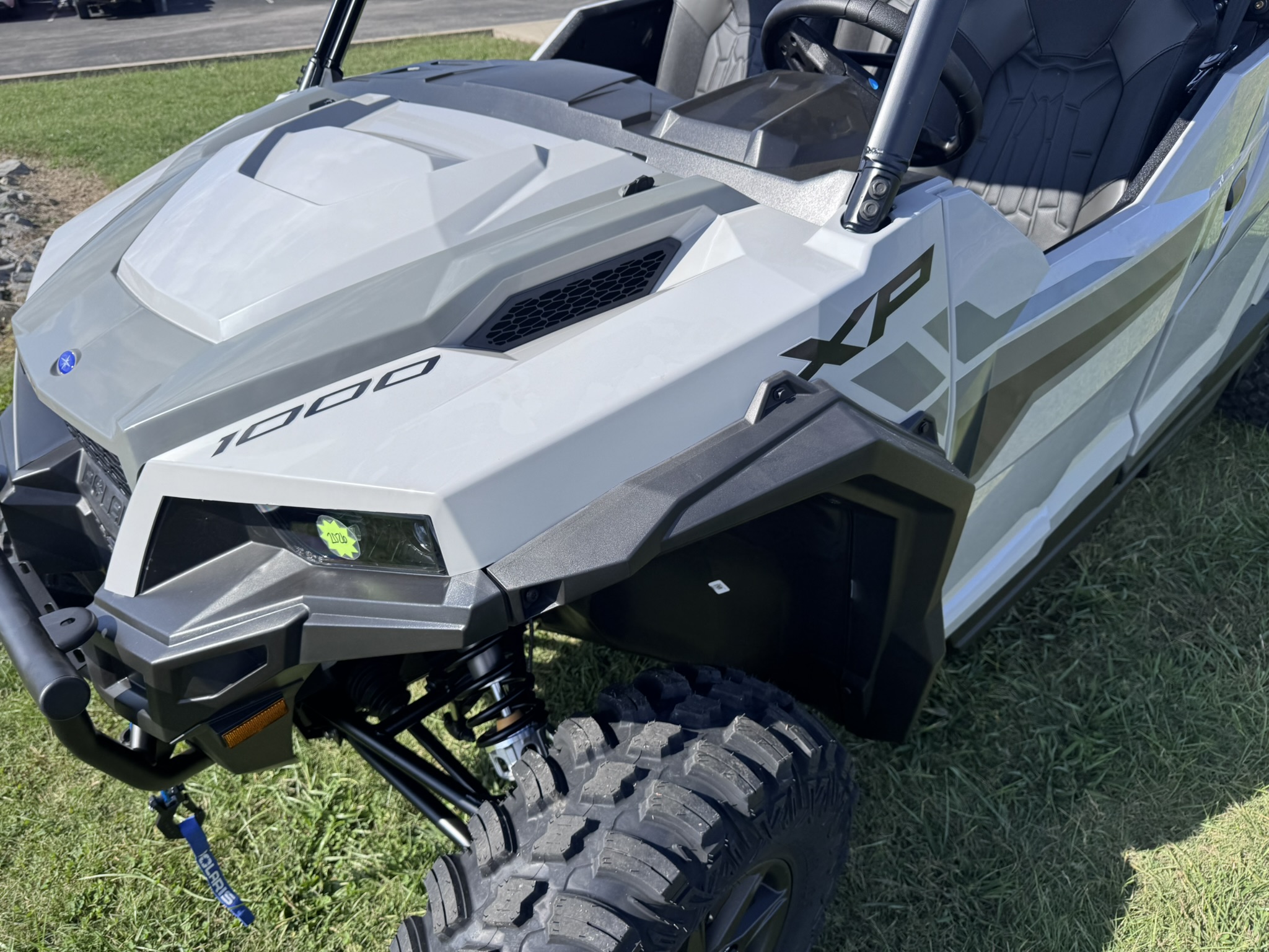 2026 Polaris GENERAL® XP 4 1000 Sport - Ghost Gray - Photo 3
