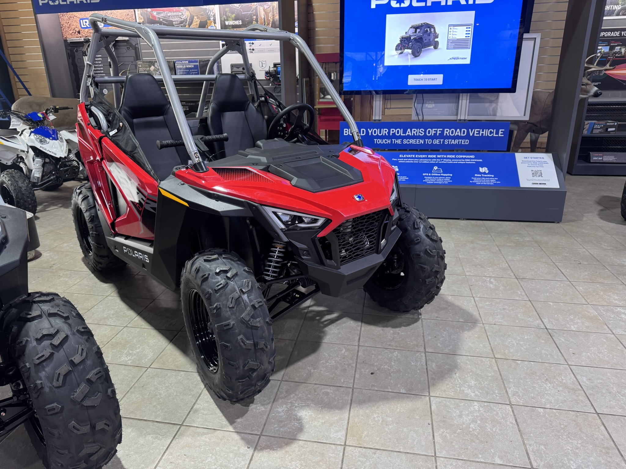 2026 Polaris RZR® 200 EFI - Indy Red (youth) - Photo 4
