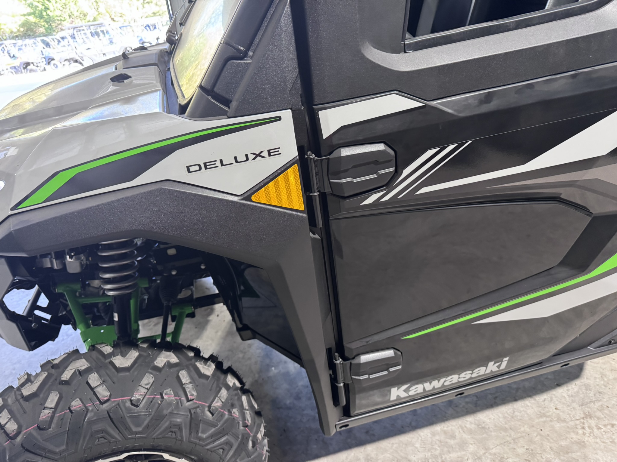 2025 Kawasaki RIDGE® XR Deluxe HVAC - 	Ice Gray - Photo 7