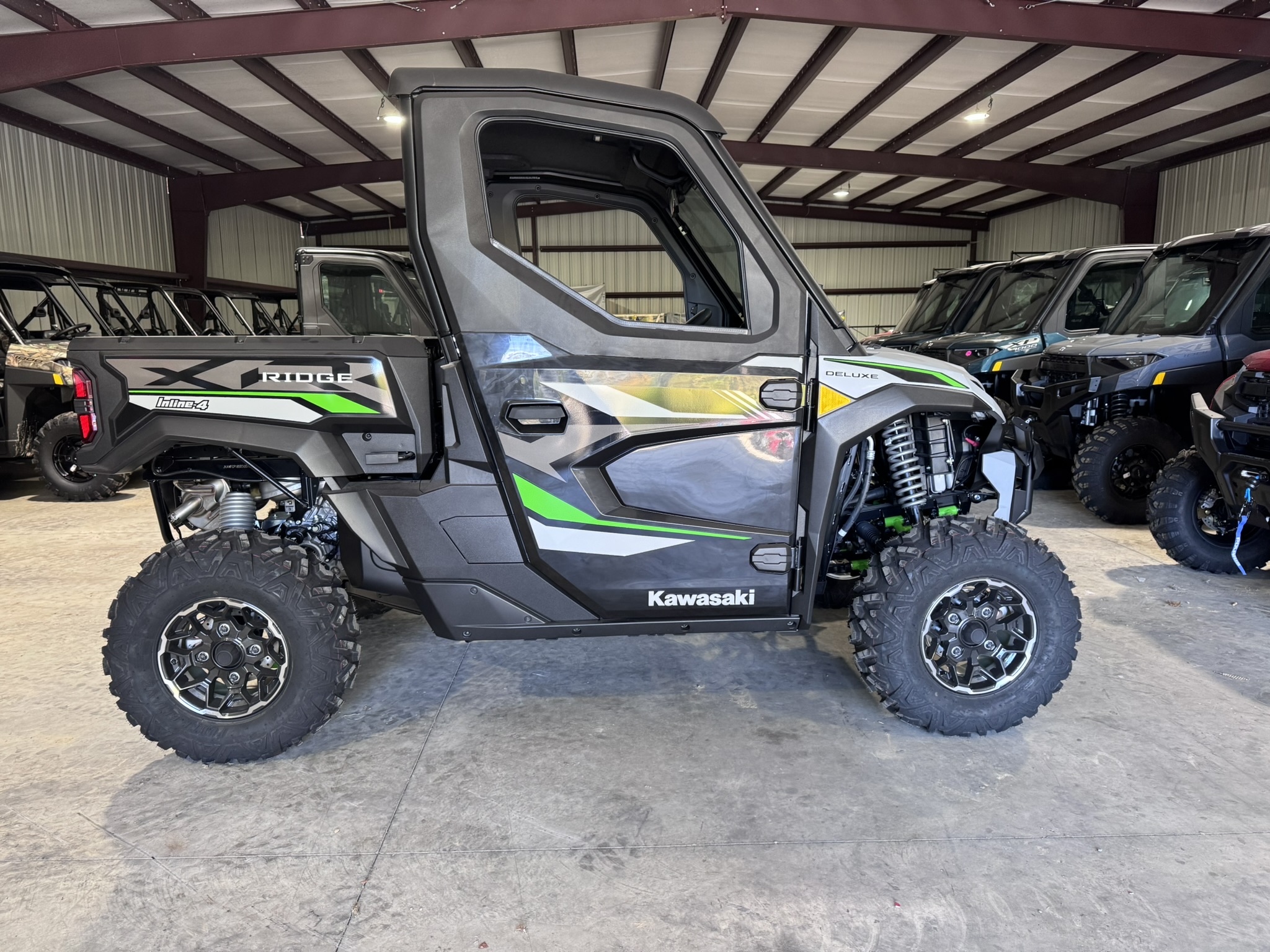 2025 Kawasaki RIDGE® XR Deluxe HVAC - 	Ice Gray