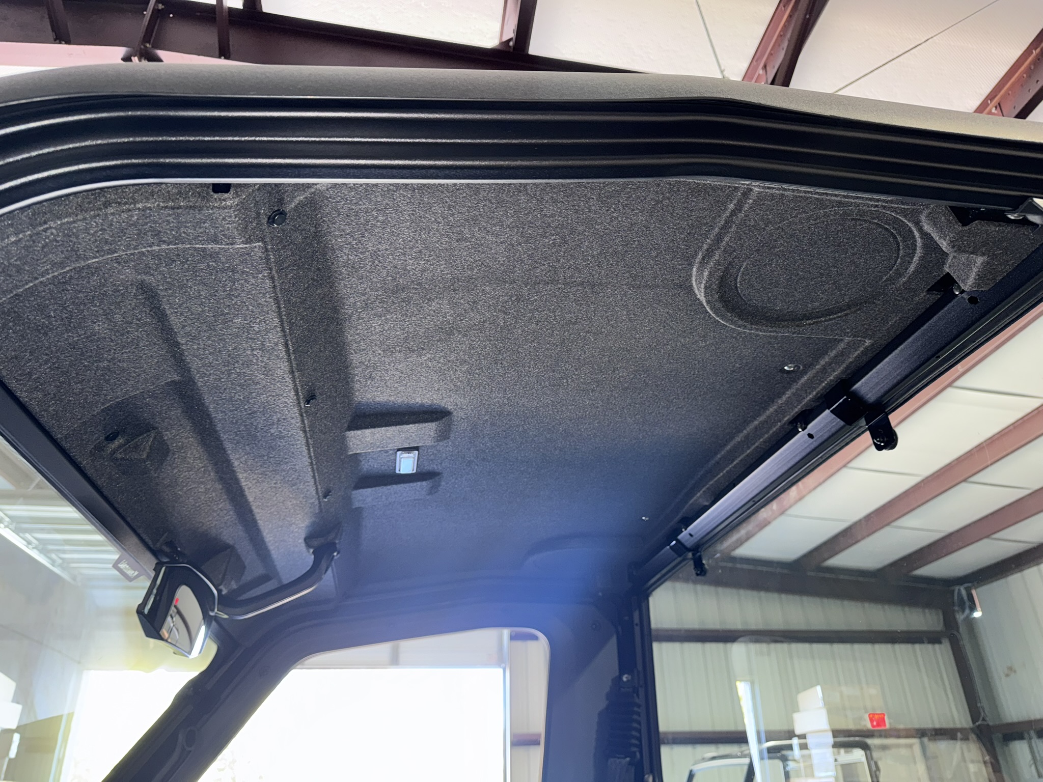 2025 Kawasaki RIDGE® XR Deluxe HVAC - 	Ice Gray - Photo 14