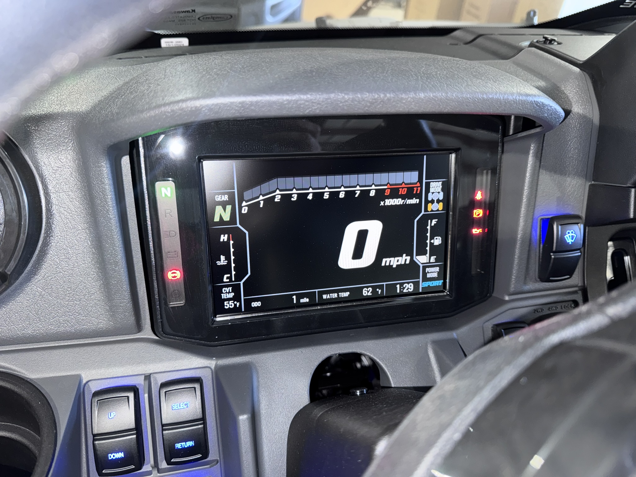 2025 Kawasaki RIDGE® XR Deluxe HVAC - 	Ice Gray - Photo 17