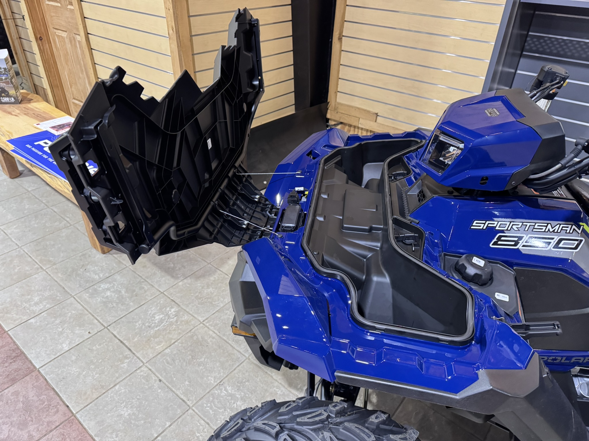 2026 Polaris Sportsman® 850 Premium - Springfield Blue - Photo 10