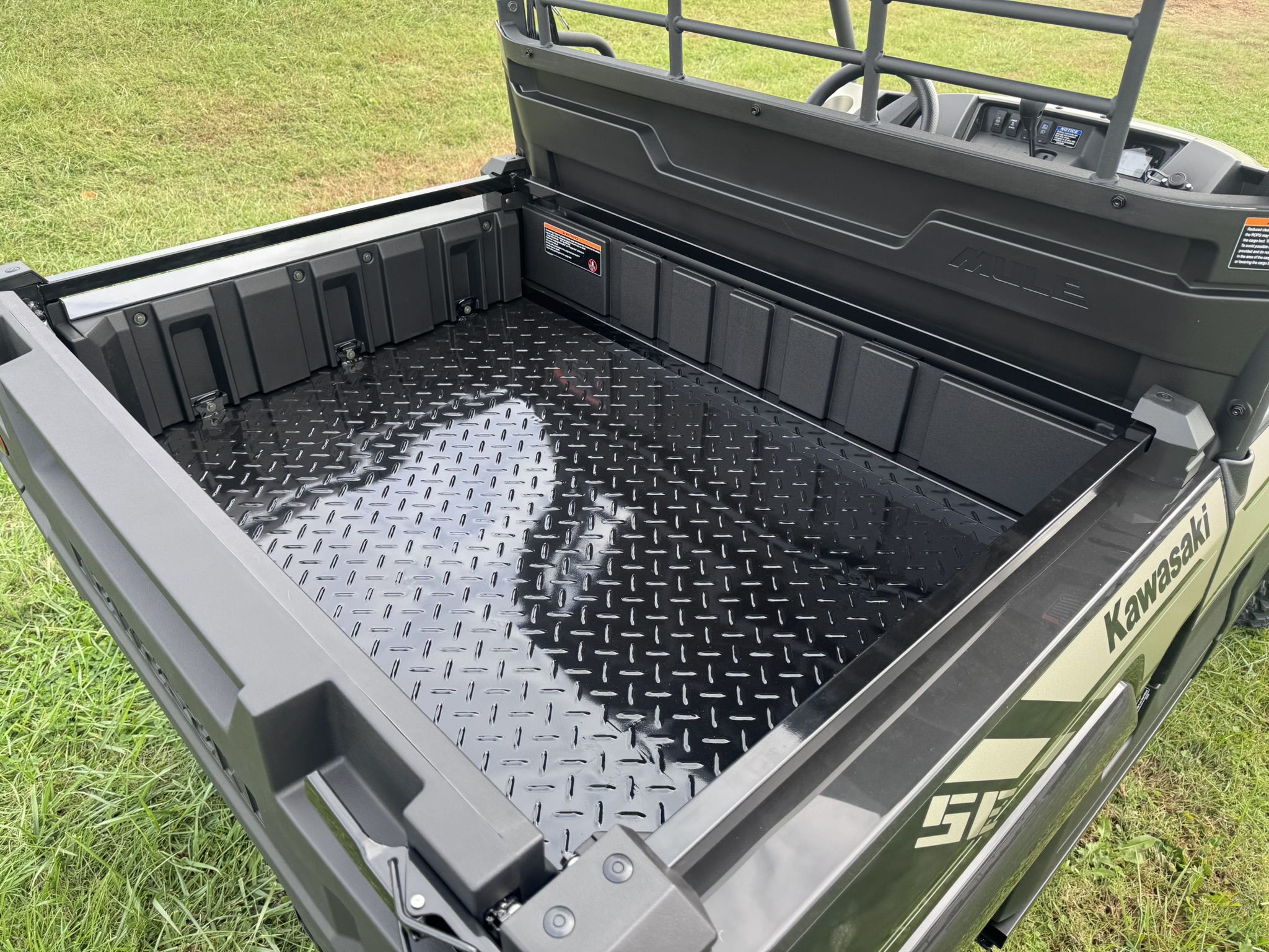 2026 Kawasaki Mule™ PRO-MX™ SE - Gold - Photo 8