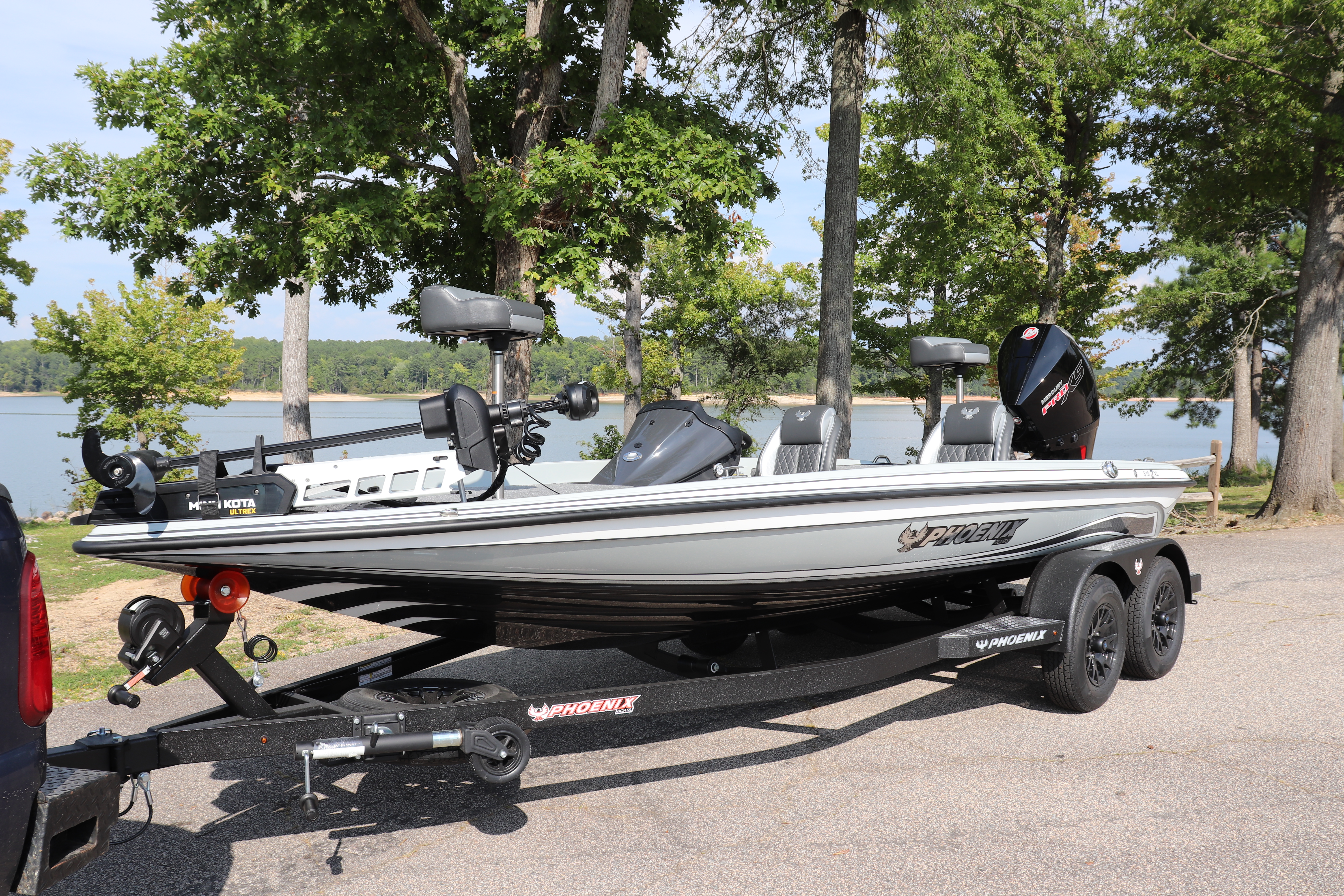 2027 Phoenix Boats 819 ZXL for Sale | Twin Lakes Marine