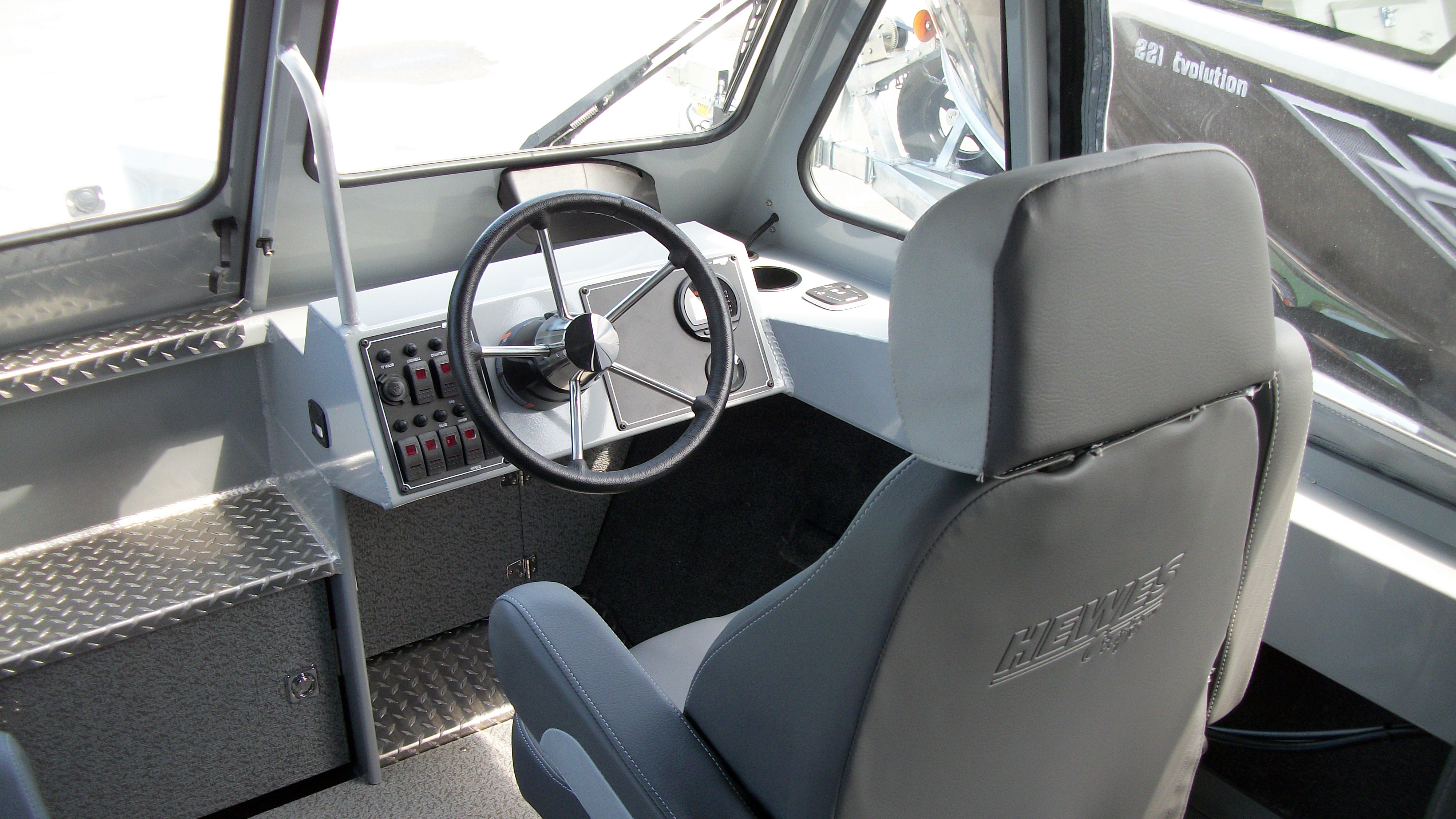 2025 HEWESCRAFT 190 Sea Runner ET - Photo 6