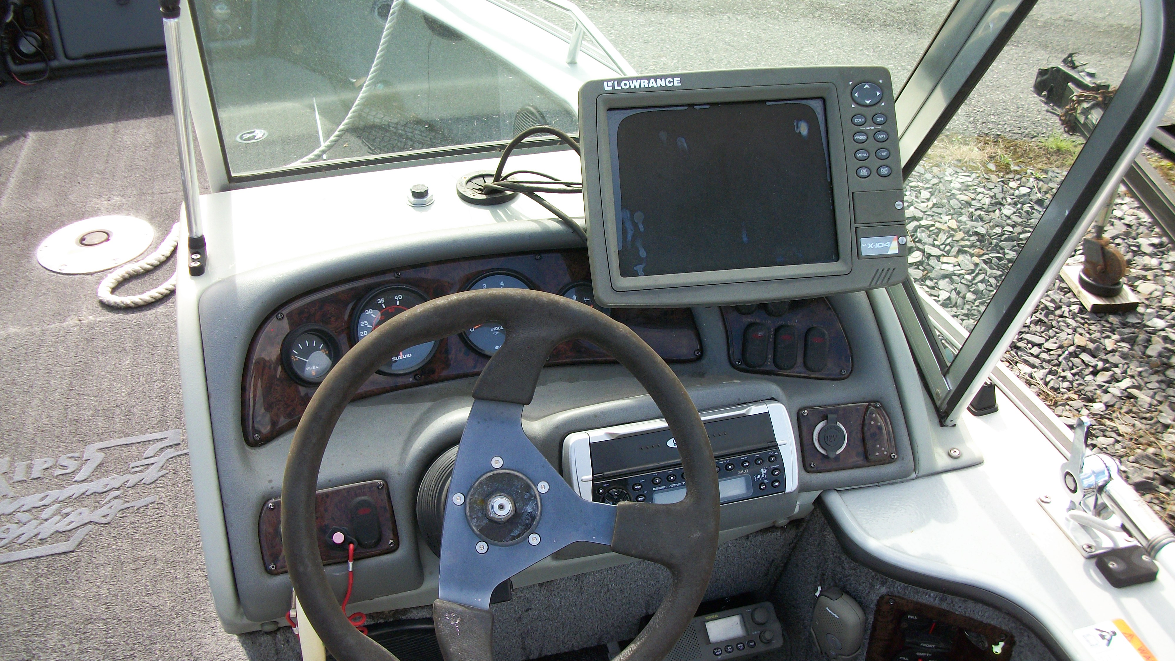 2004 Lund Pro V - Photo 8