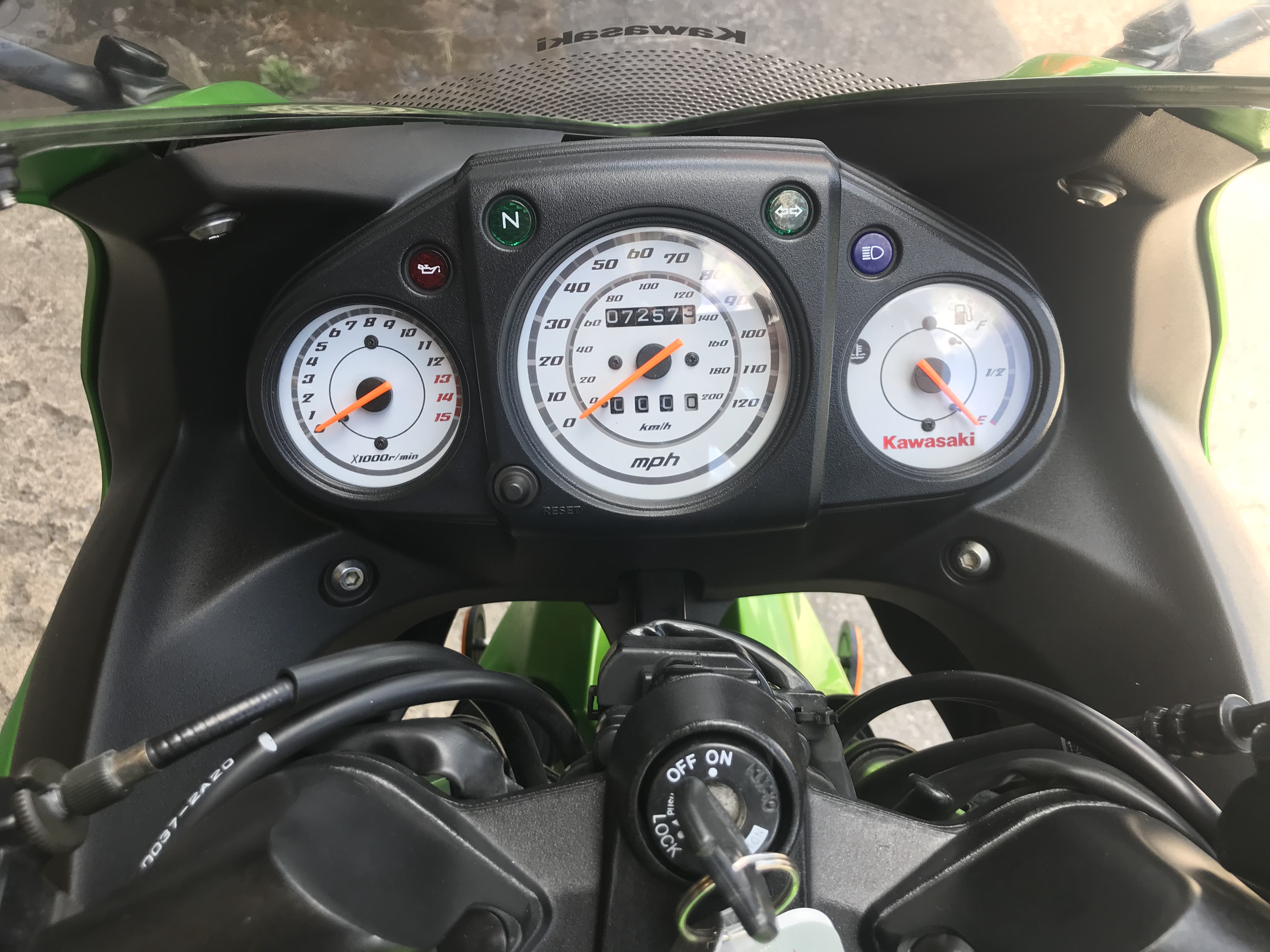 2012 Kawasaki Ninja® 250R - Photo 3