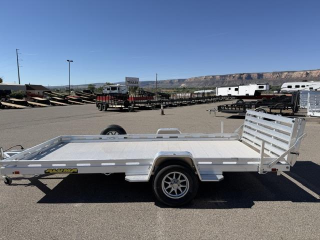 2027 Aluma 8014S photo 2