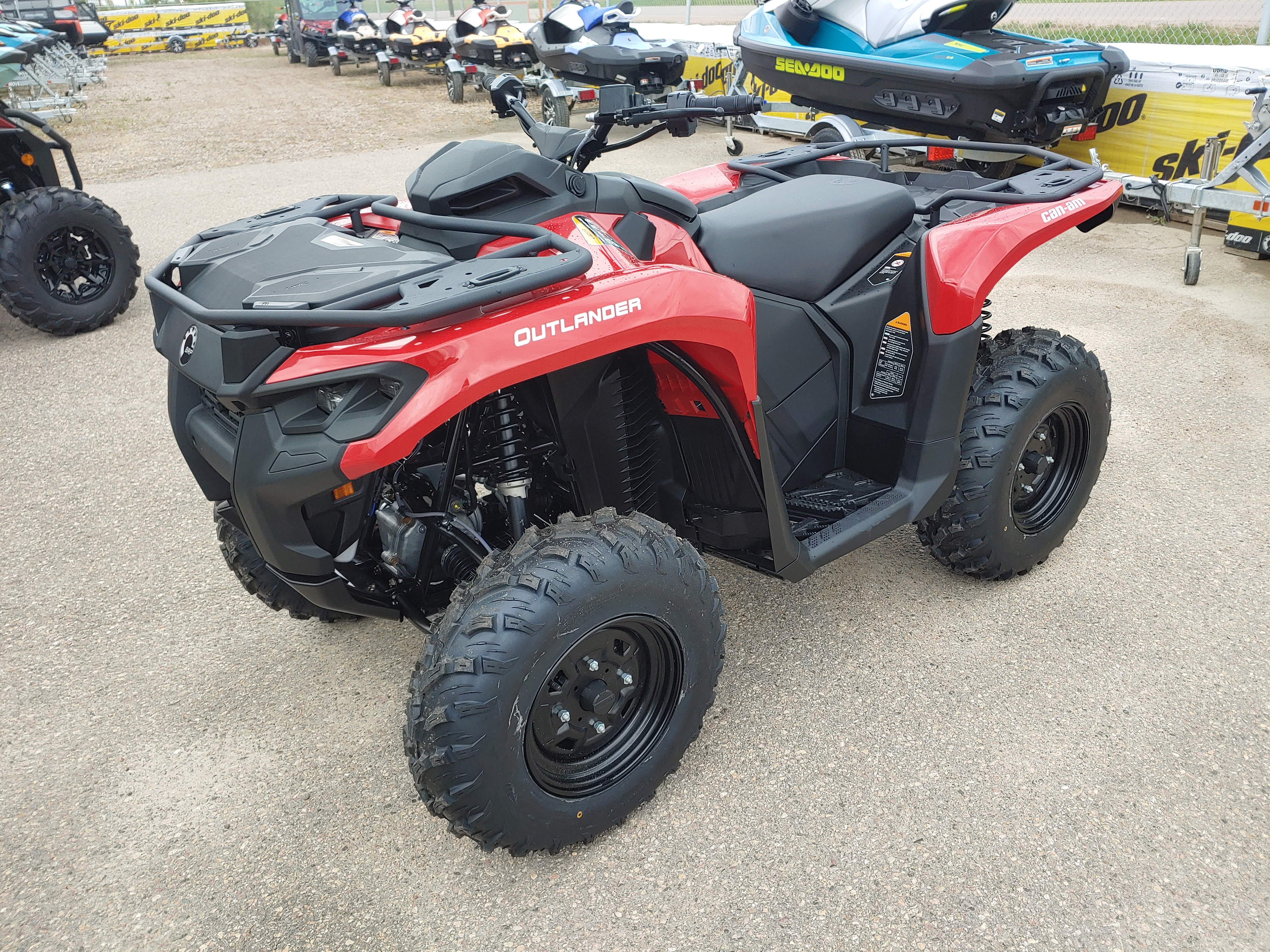 2025 Can-Am Outlander 700 EFI 4x4 - Photo 2
