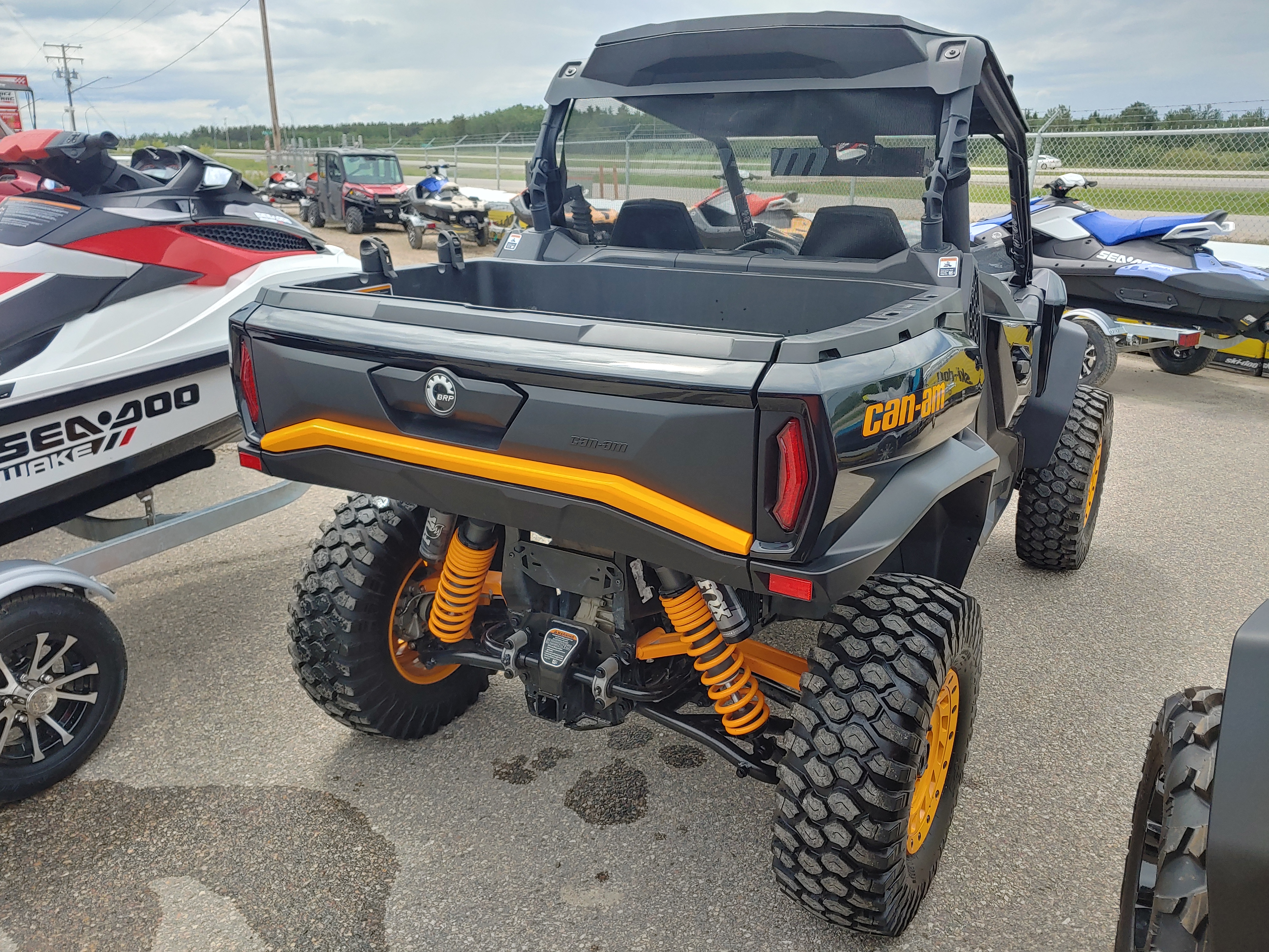 2022 Can-Am Commander XT-P 1000R - Photo 5