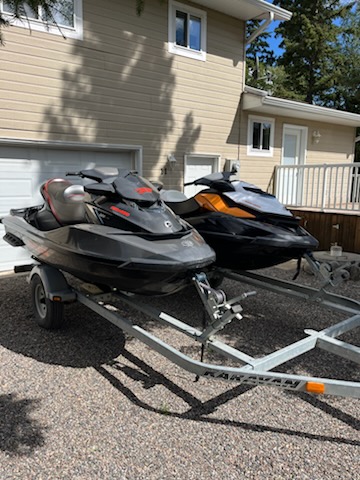 Sea-Doo GTX Ltd iS 260 & GTR 215