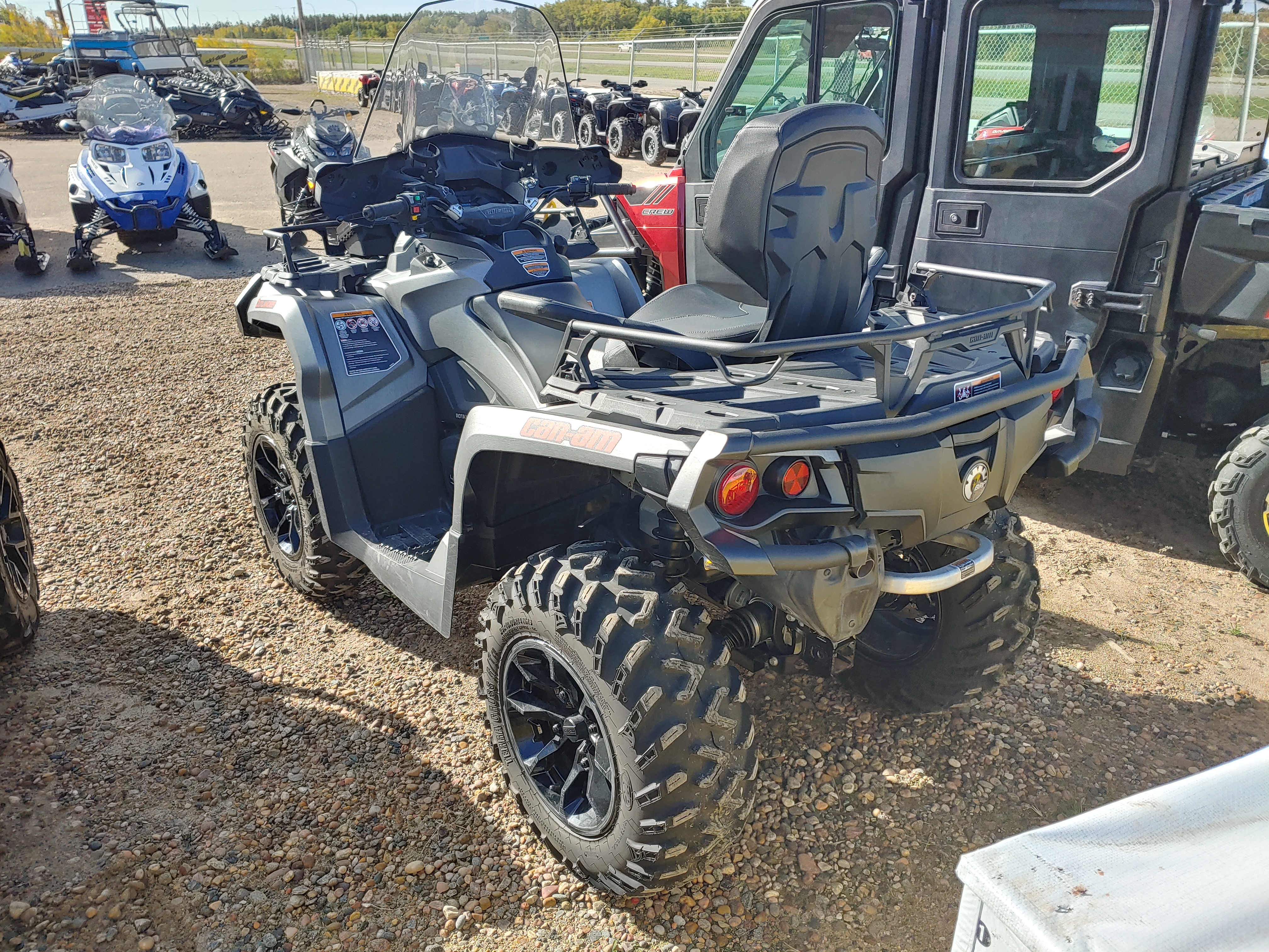 2017 Can-Am Outlander MAX XT 650 - Photo 5