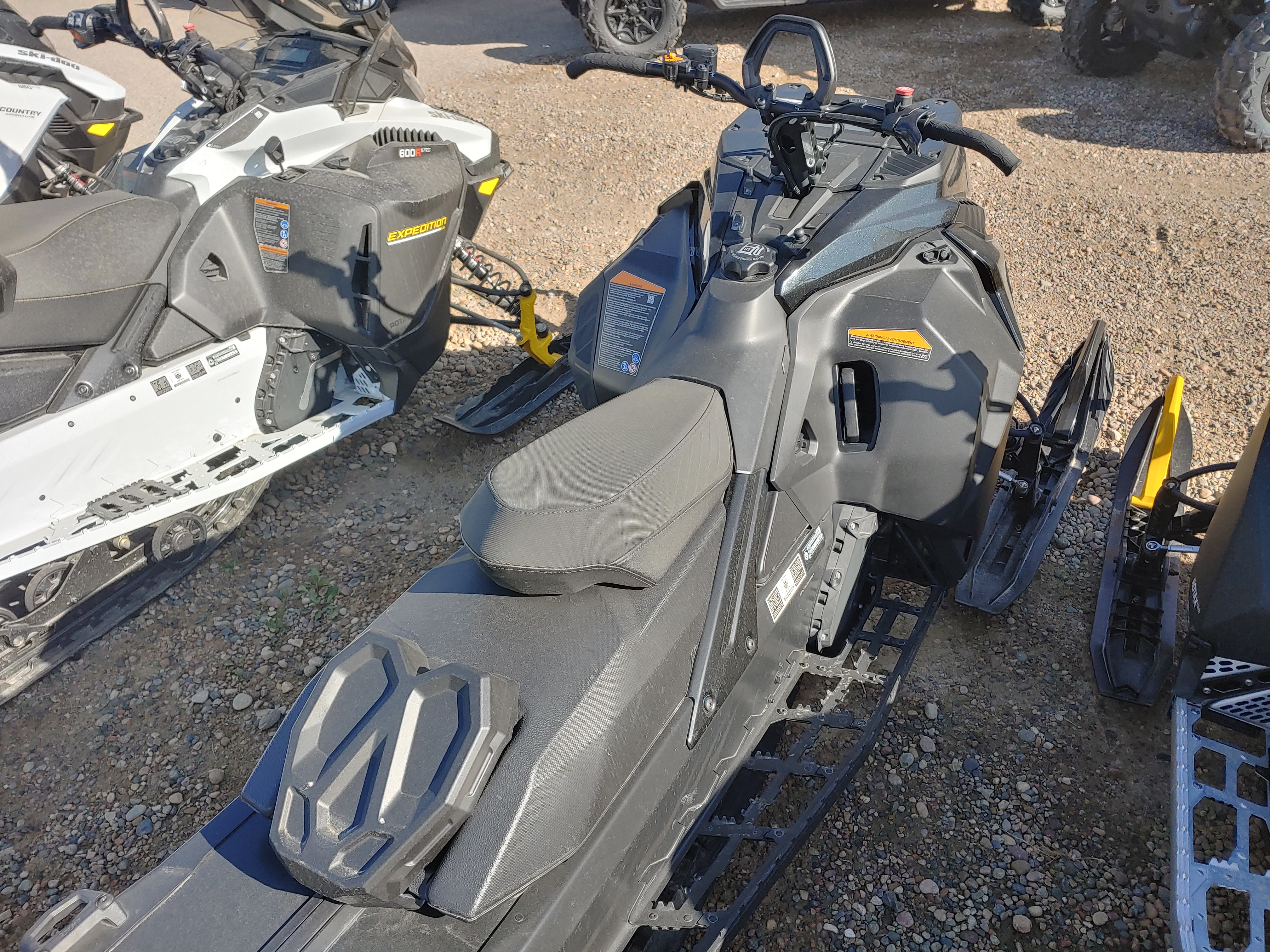 2025 Ski-Doo Summit Edge 154 600R E-Tec SHOT Start 2.5" Track - Photo 6