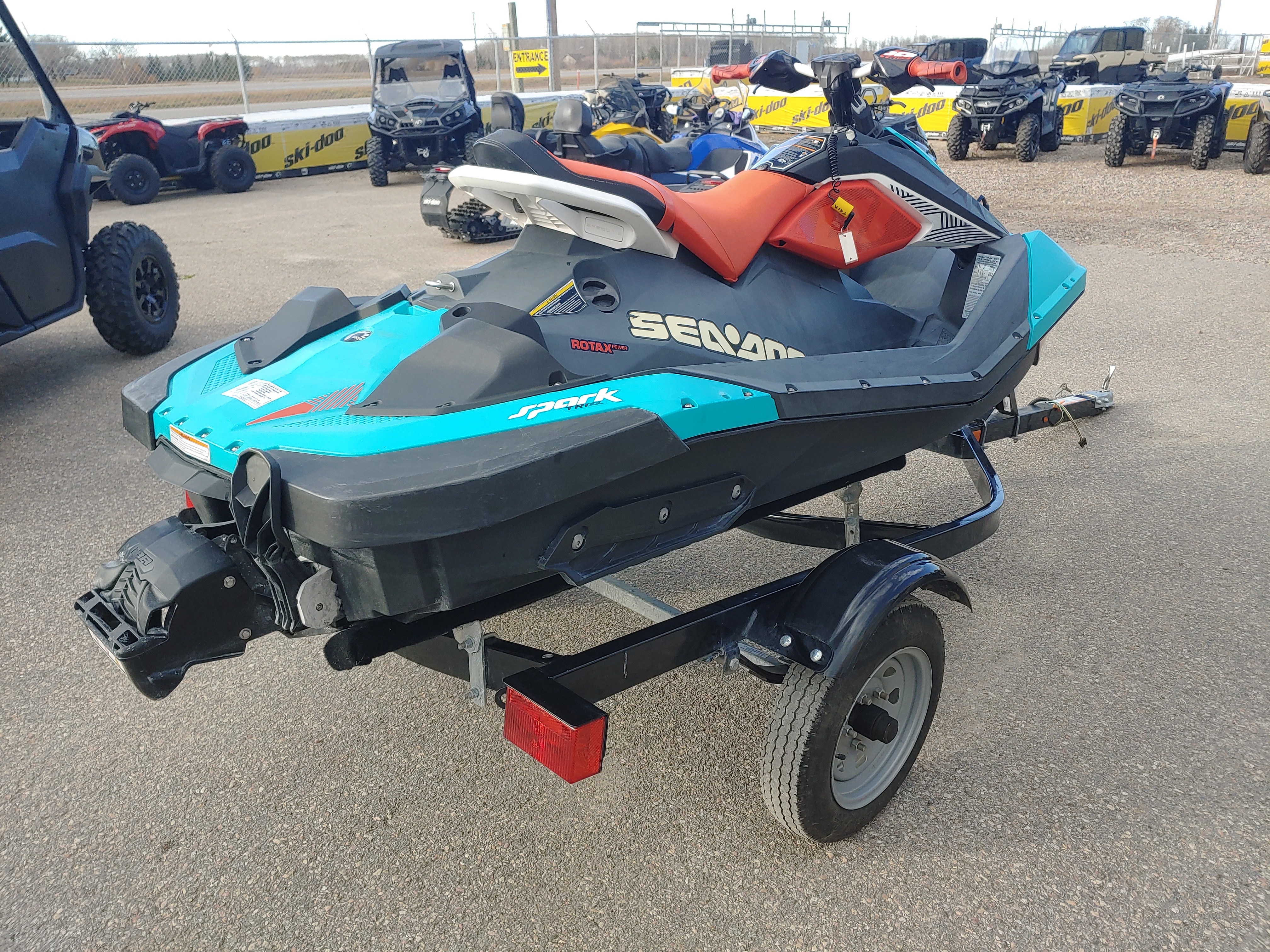 2018 Sea-Doo Spark Trixx 2up - Photo 3