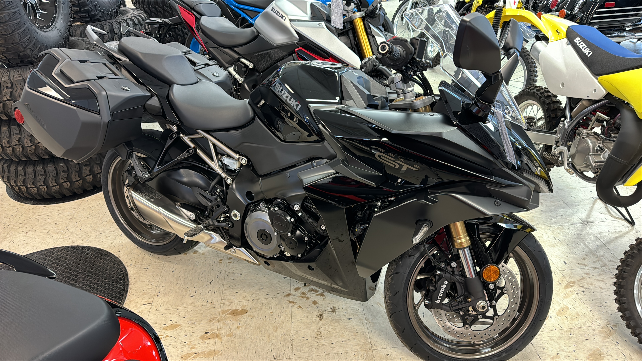 2024 Suzuki GSX-S 1000GT