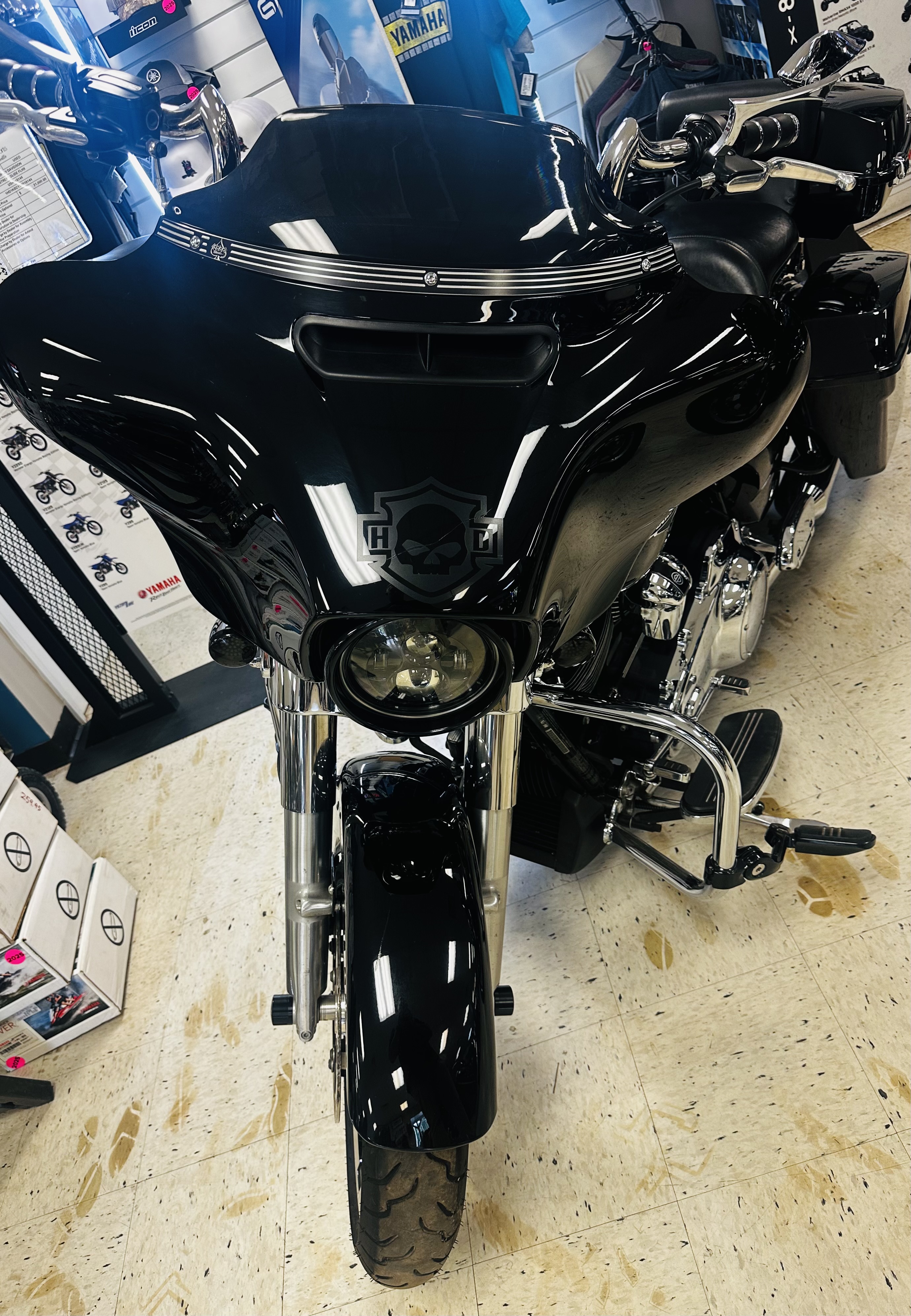 2021 Harley-Davidson® Street Glide® Base - Photo 2
