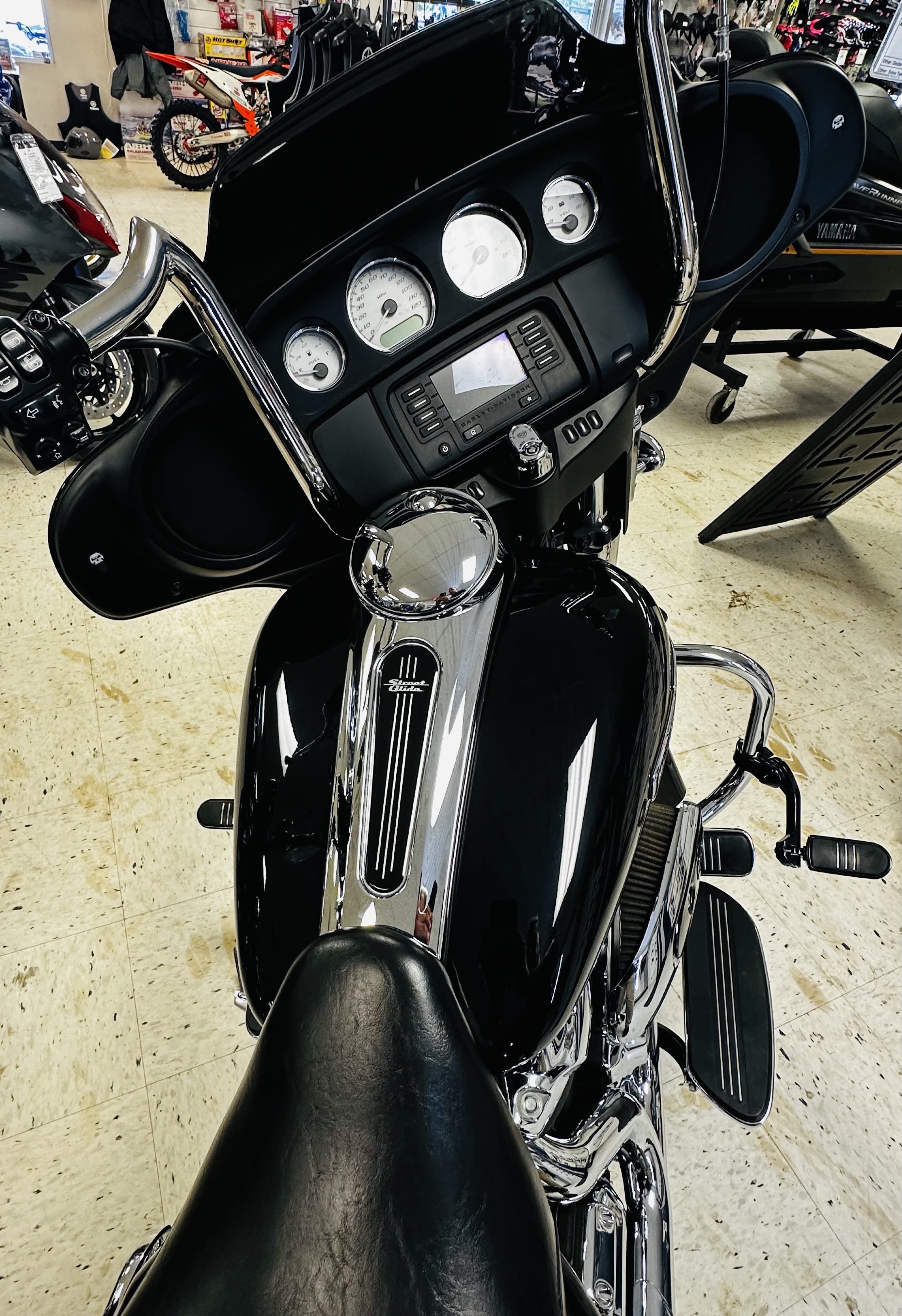 2021 Harley-Davidson® Street Glide® Base - Photo 7